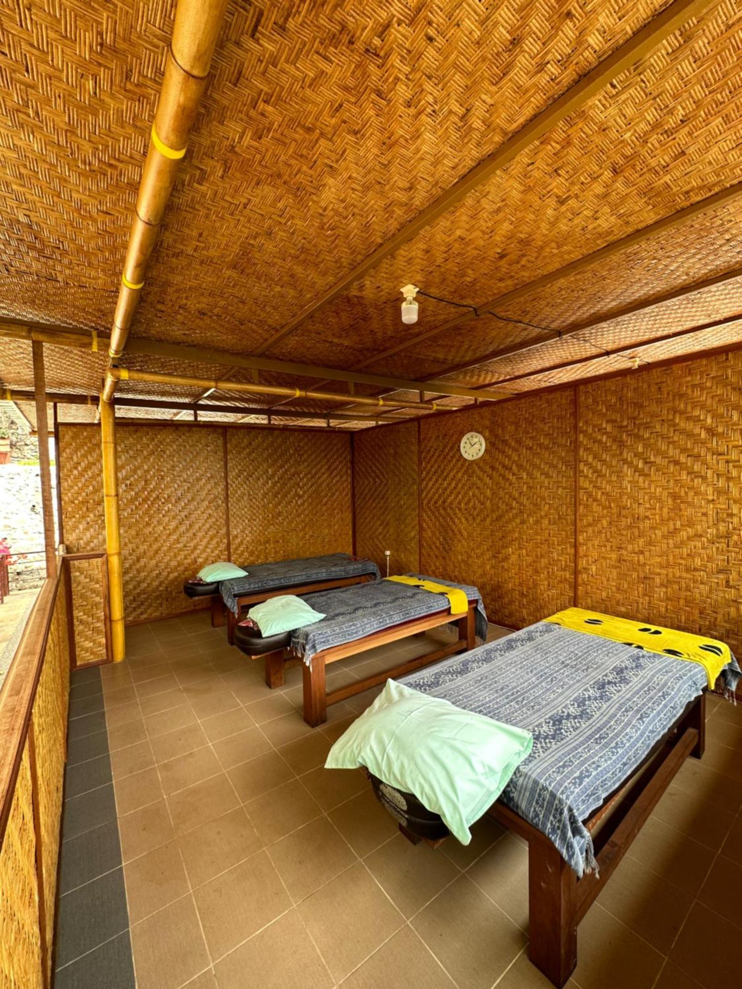Ipsa Hotel *