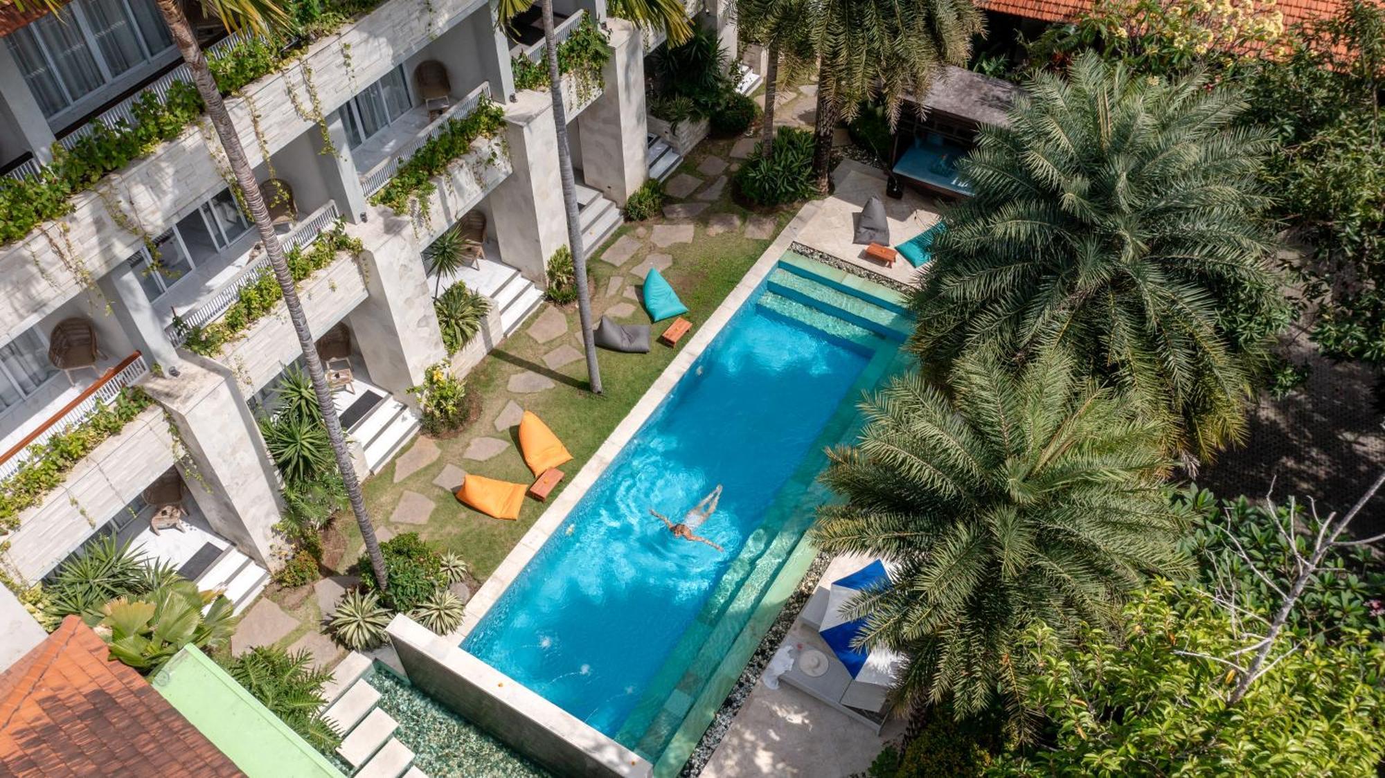 Tapa Tepi Kali Hotel