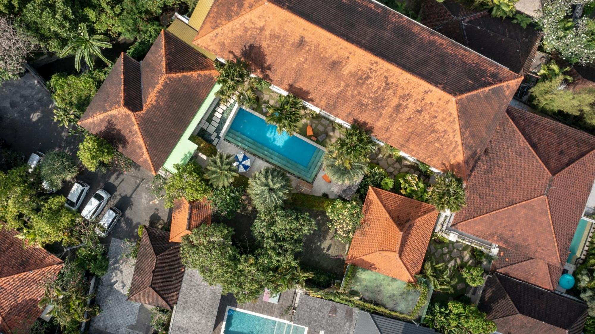 Tapa Tepi Kali Hotel Canggu (Bali)