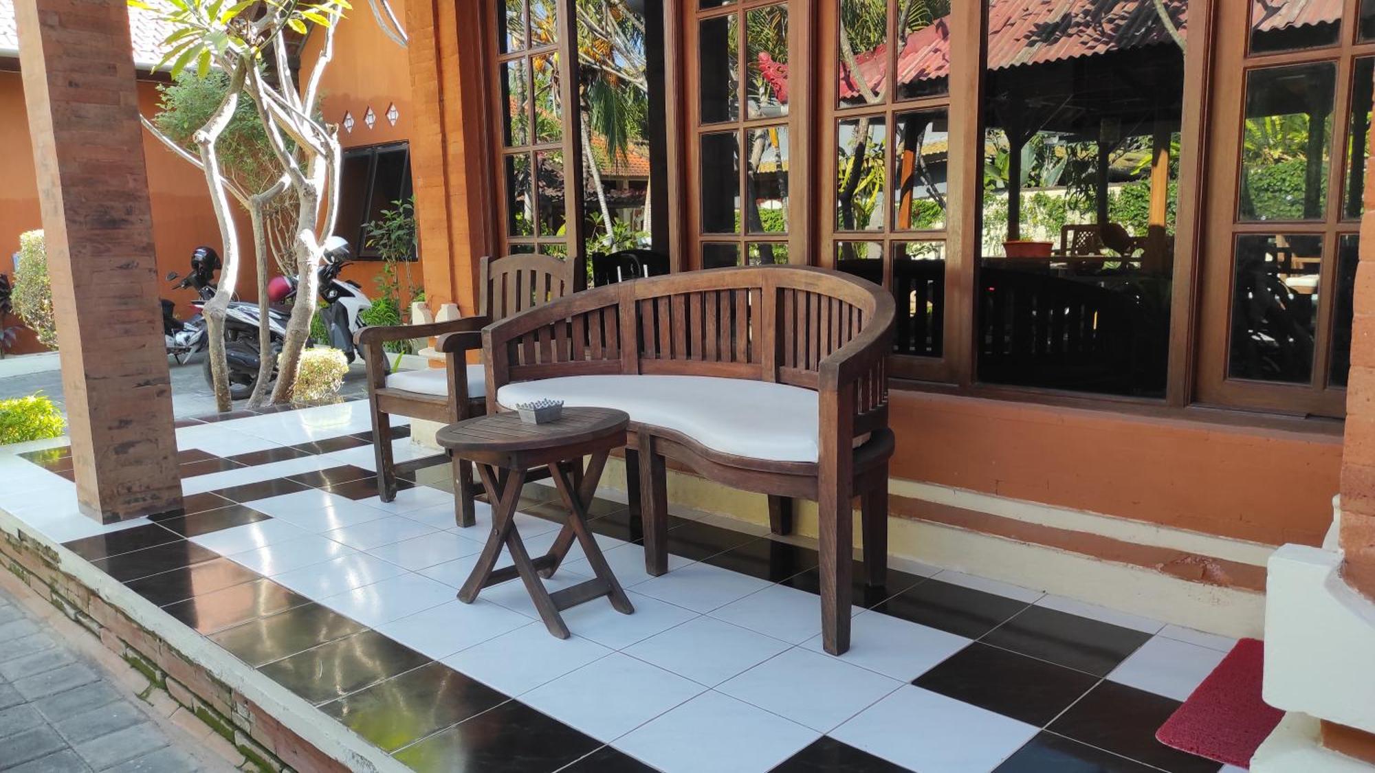 Keyani Holiday park Lovina (Bali)