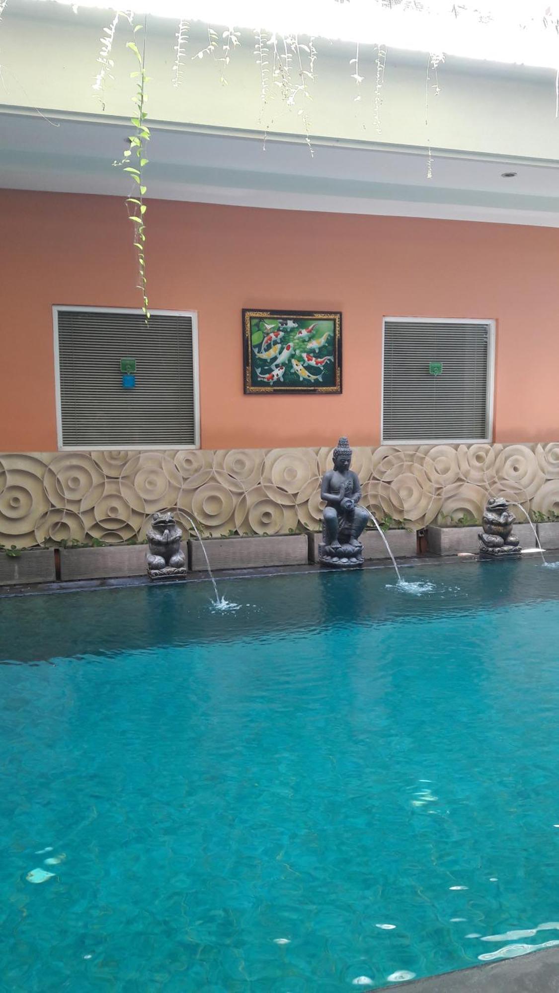 The Agung Seminyak (Bali)