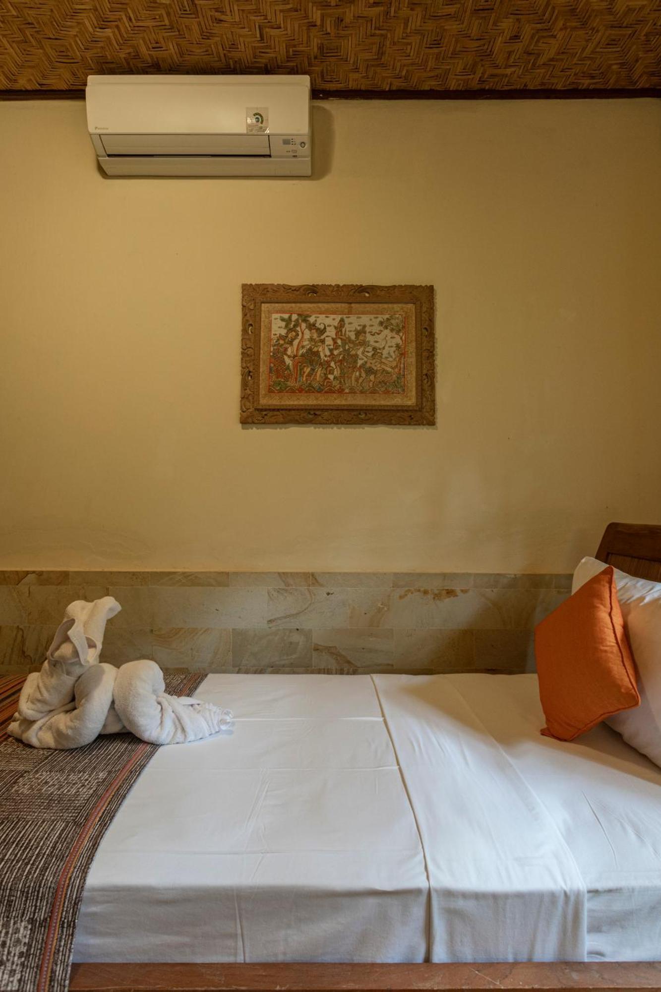 Nusa Indah Hotel