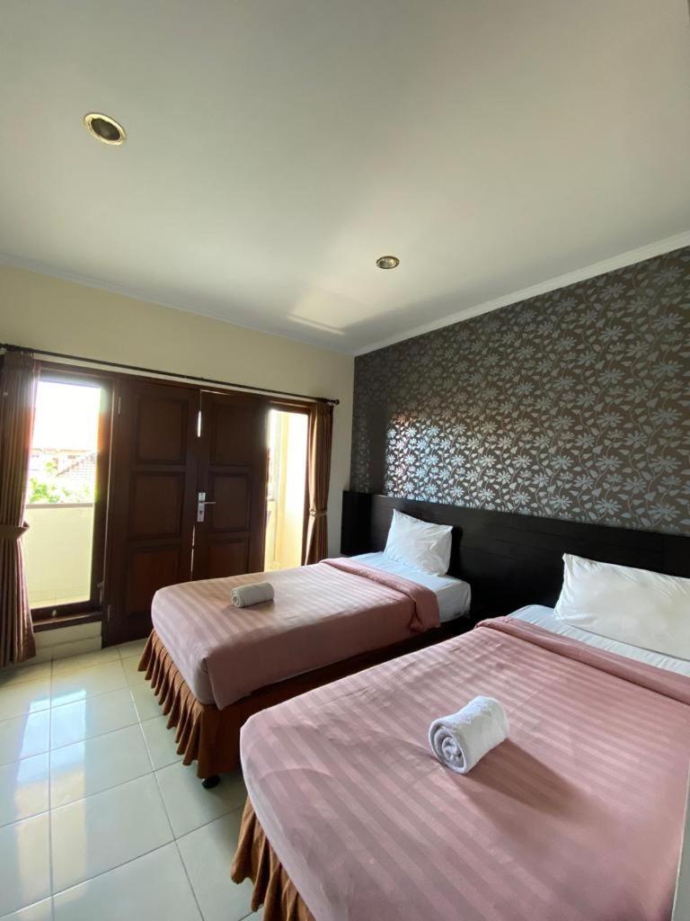Hotel Jesens Ii