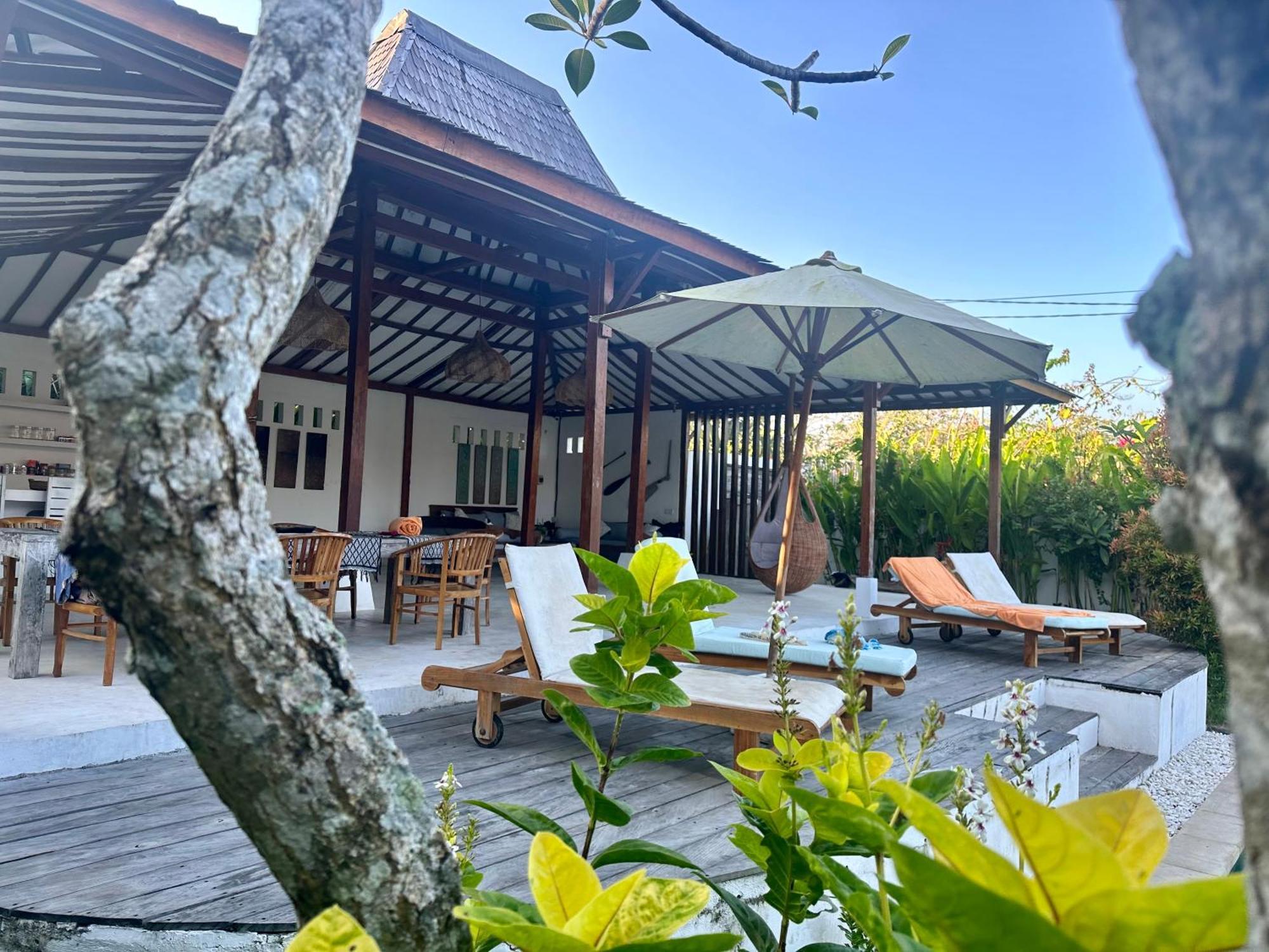 Lautan Biru Bingin Villa