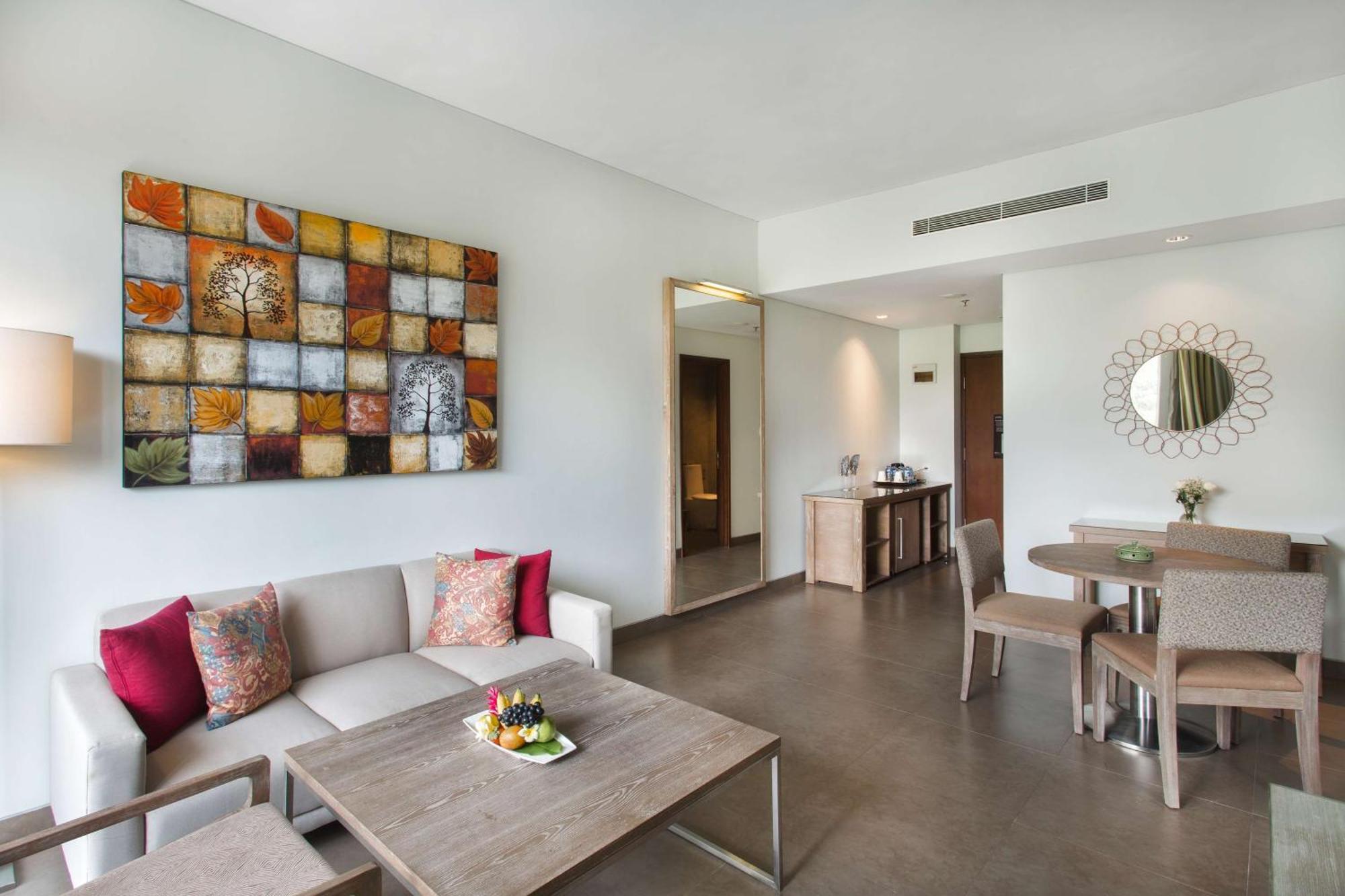 Hotel Hilton Garden Bali Ngurah Rai Airport 4*