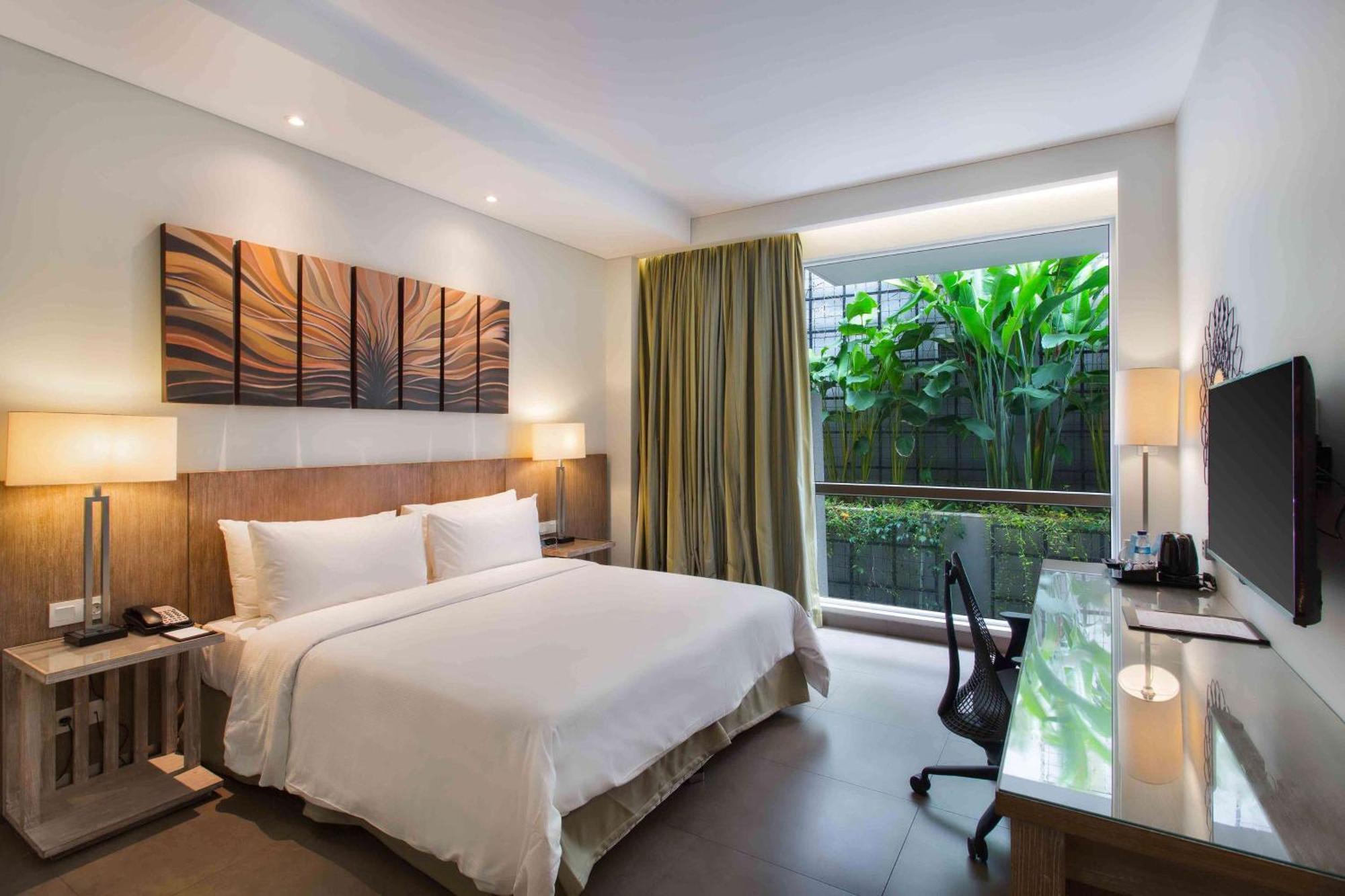 Hilton Garden Bali Ngurah Rai Airport 4*