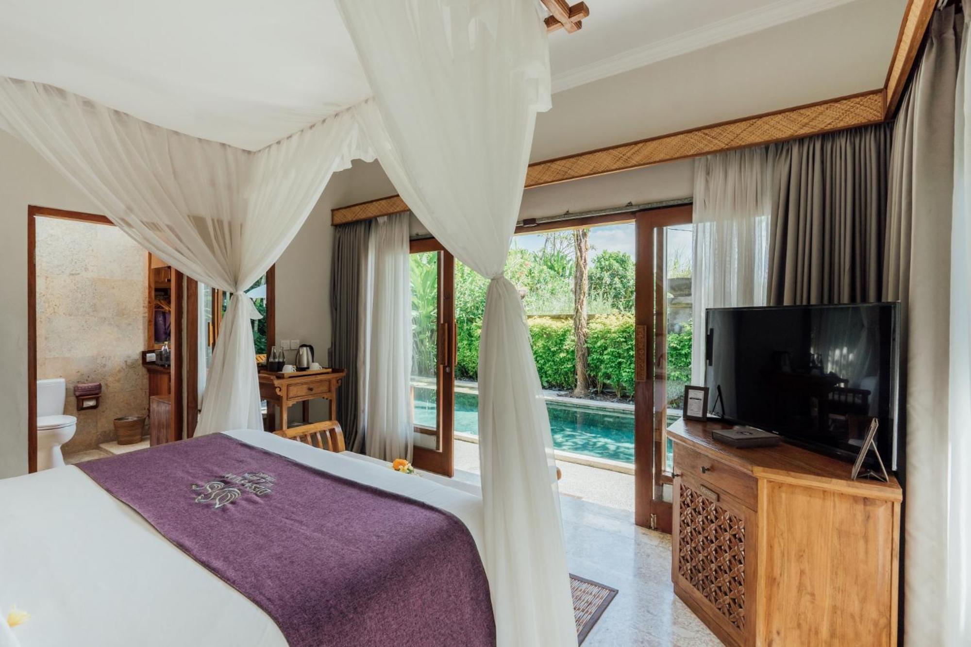 Desa Swan & Spa, 4*