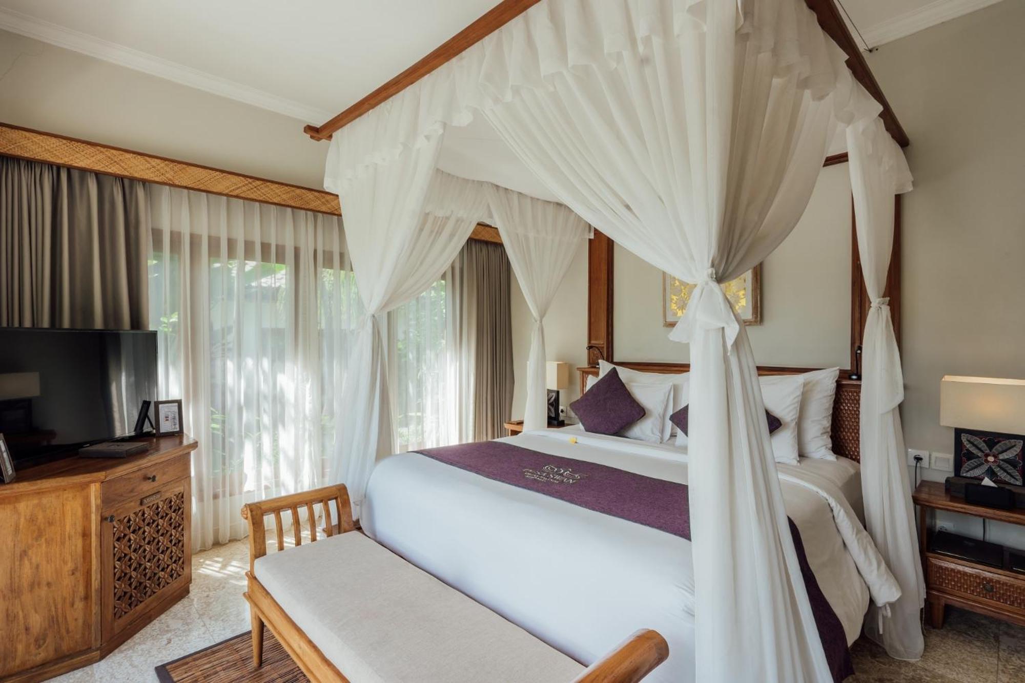 Desa Swan & Spa, 4* Keramas