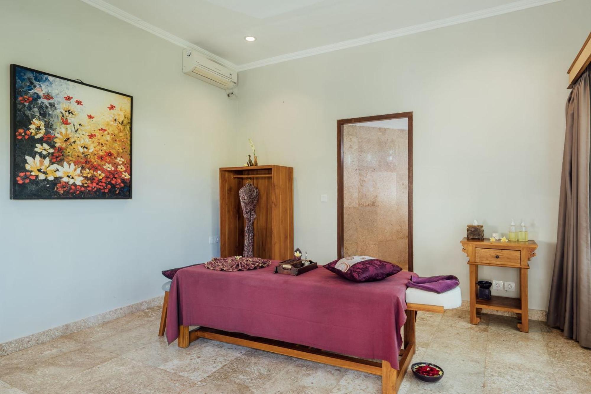 Desa Swan & Spa, 4*