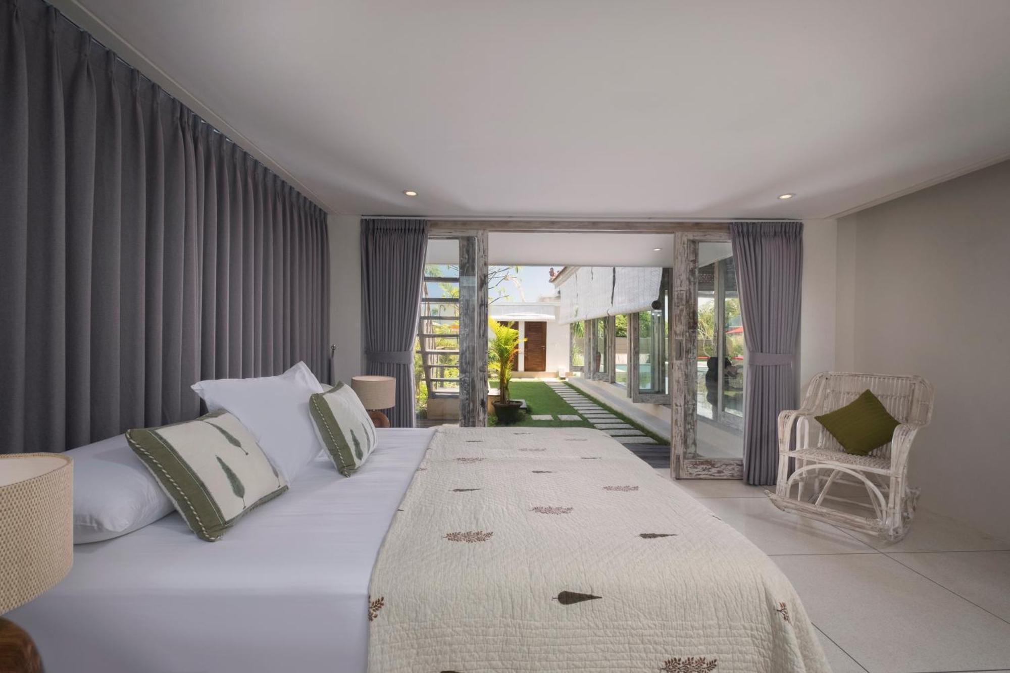 Villa Manggala - 13 Mins Walk To Berawa *