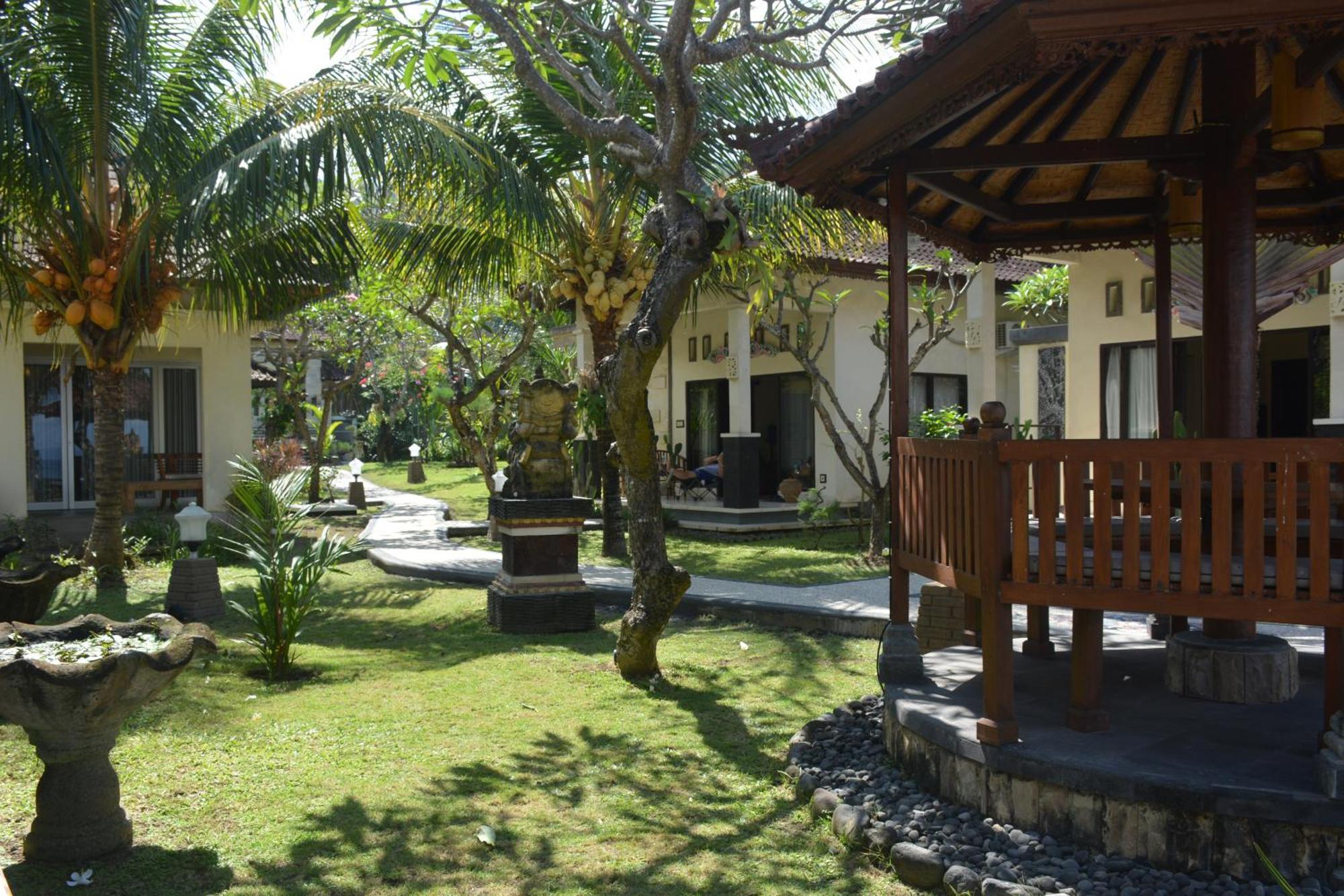 Segara Wangi Candi Dasa (Bali)