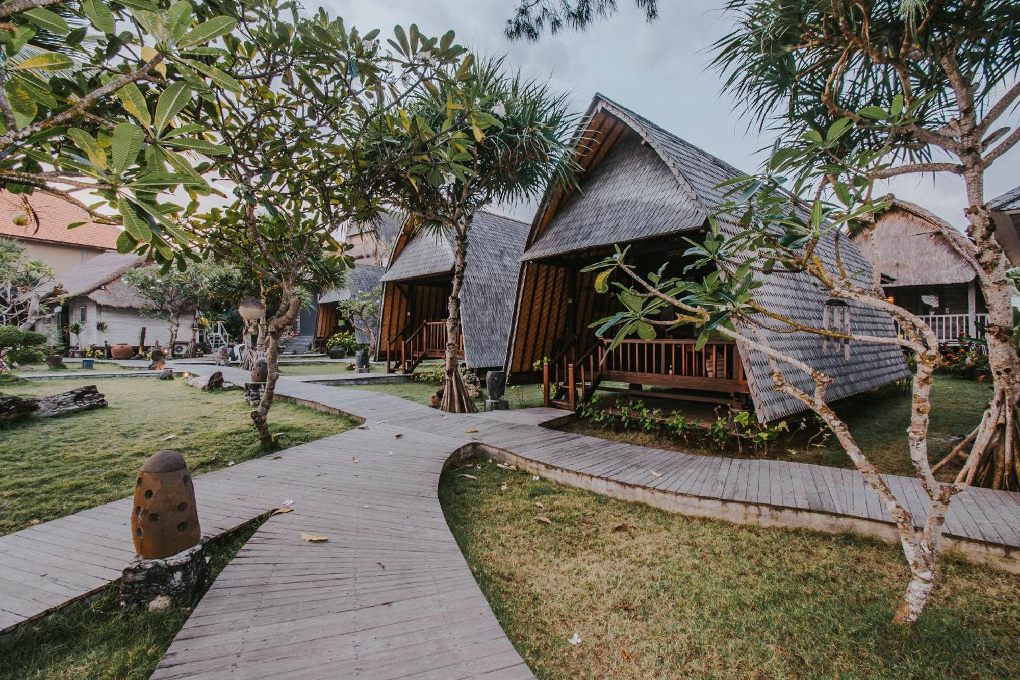 Resor Dream Huts