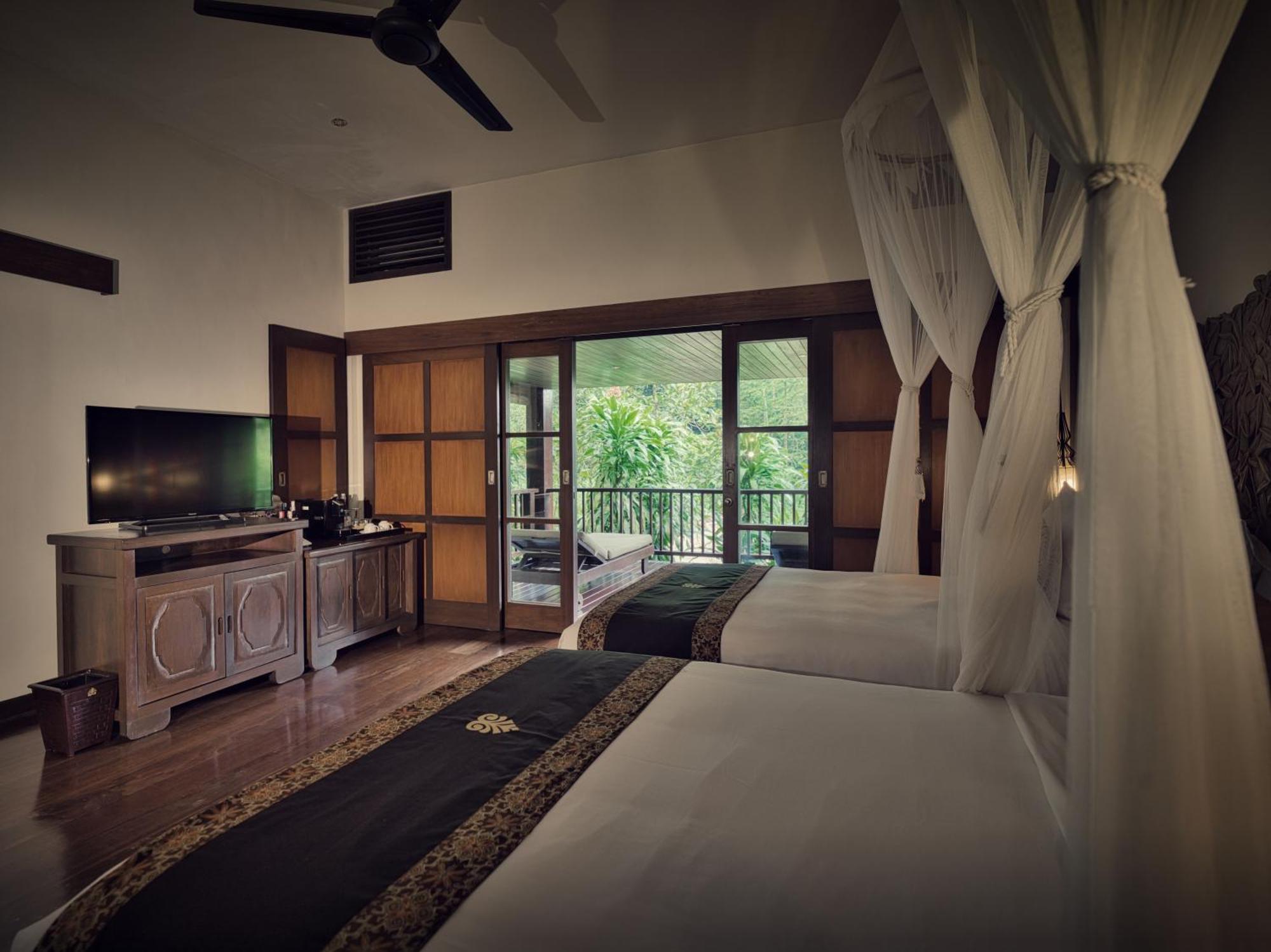 Hanging Gardens Of Bali Resort 5*
