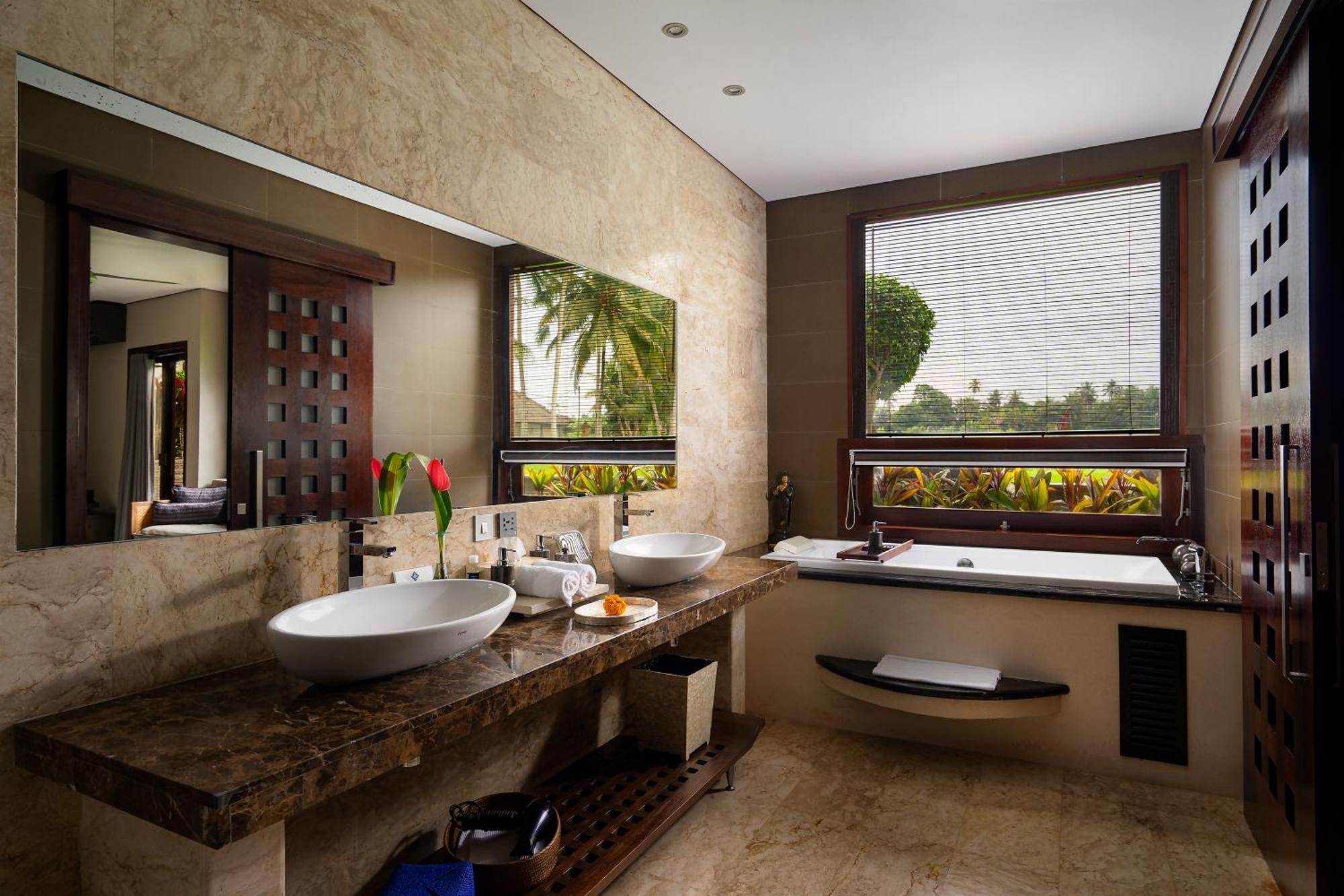 The Luxe Villa *