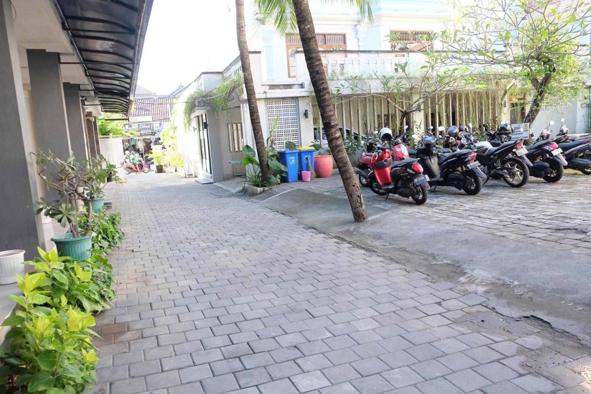 Palm Garden Kuta