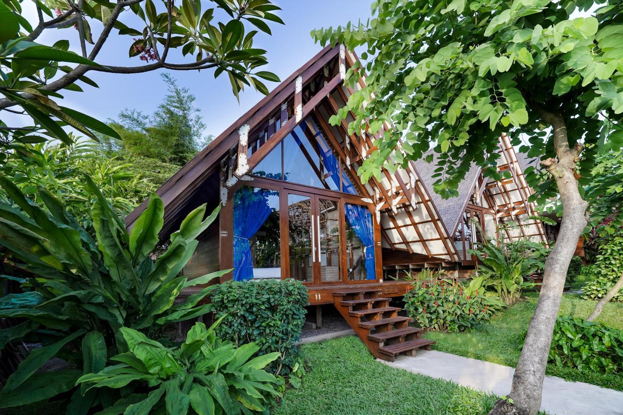 Atra Bambulogy By Bambulogy Kerobokan (Bali)