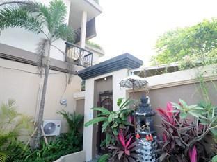 Bougainville Villa *
