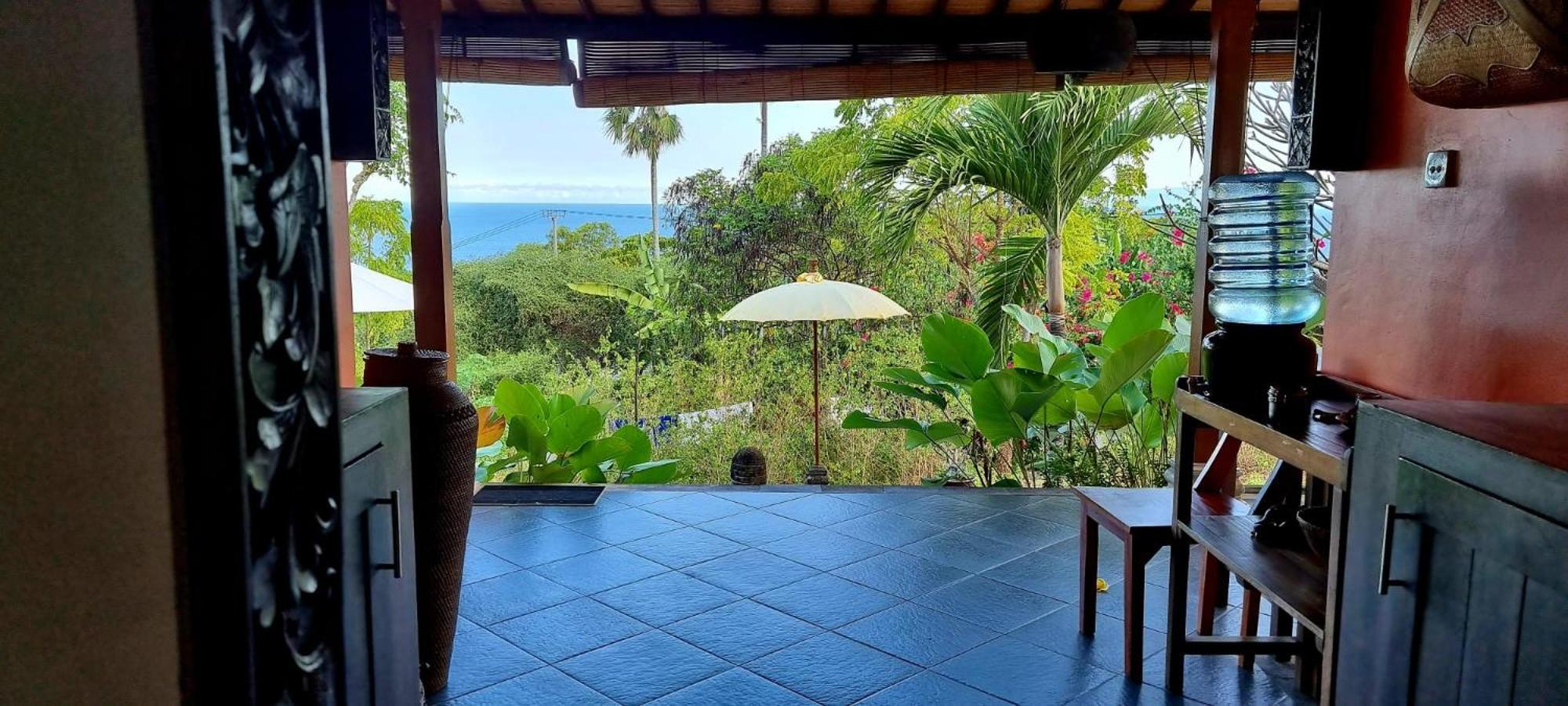 Frangipani & Restaurant Guest house 2*