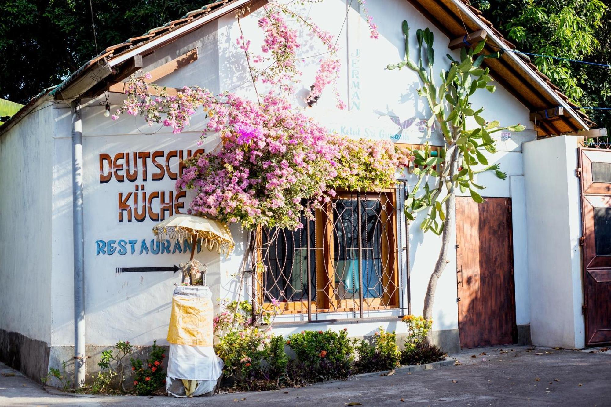 Deutsches-eck Rikesti 4* Lovina (Bali)