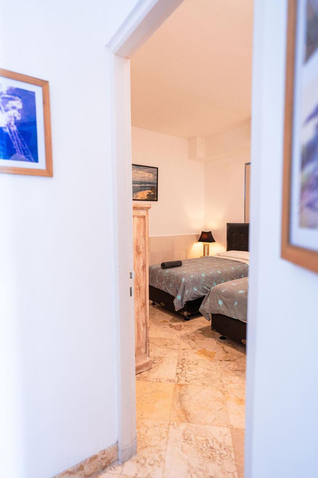Cliff - 2 Br Apartment