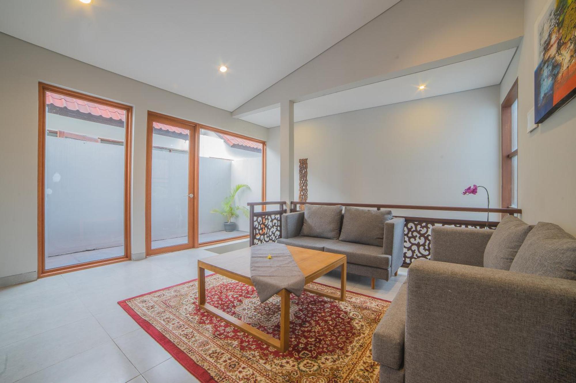 Hotel Grand Kesambi And
