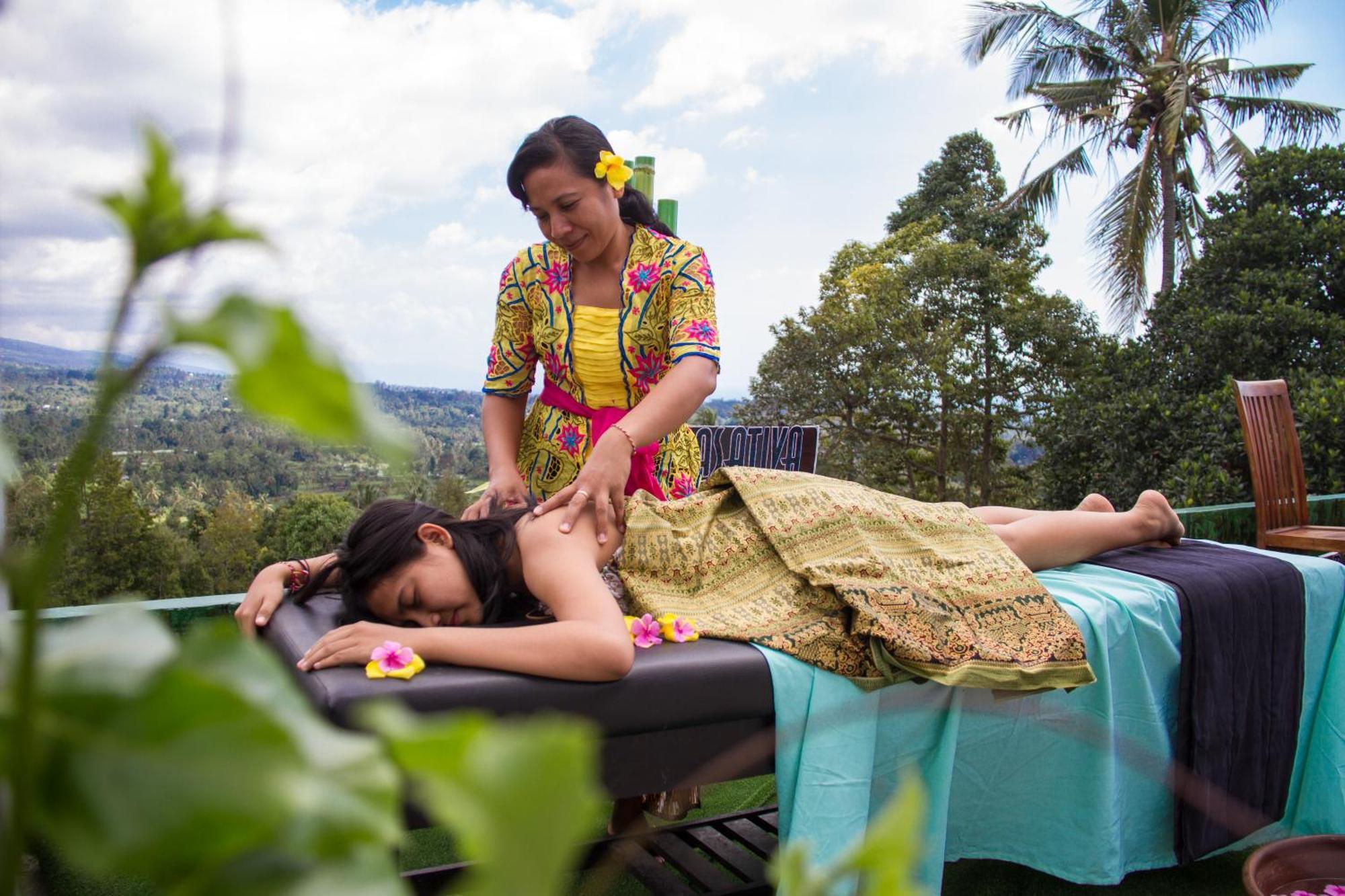Mandhasativa Homestay Singaraja (Bali)