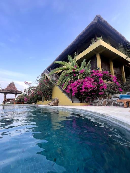 Villa Tengguli Deluxe 20 M Infinitypool Ocean Front *