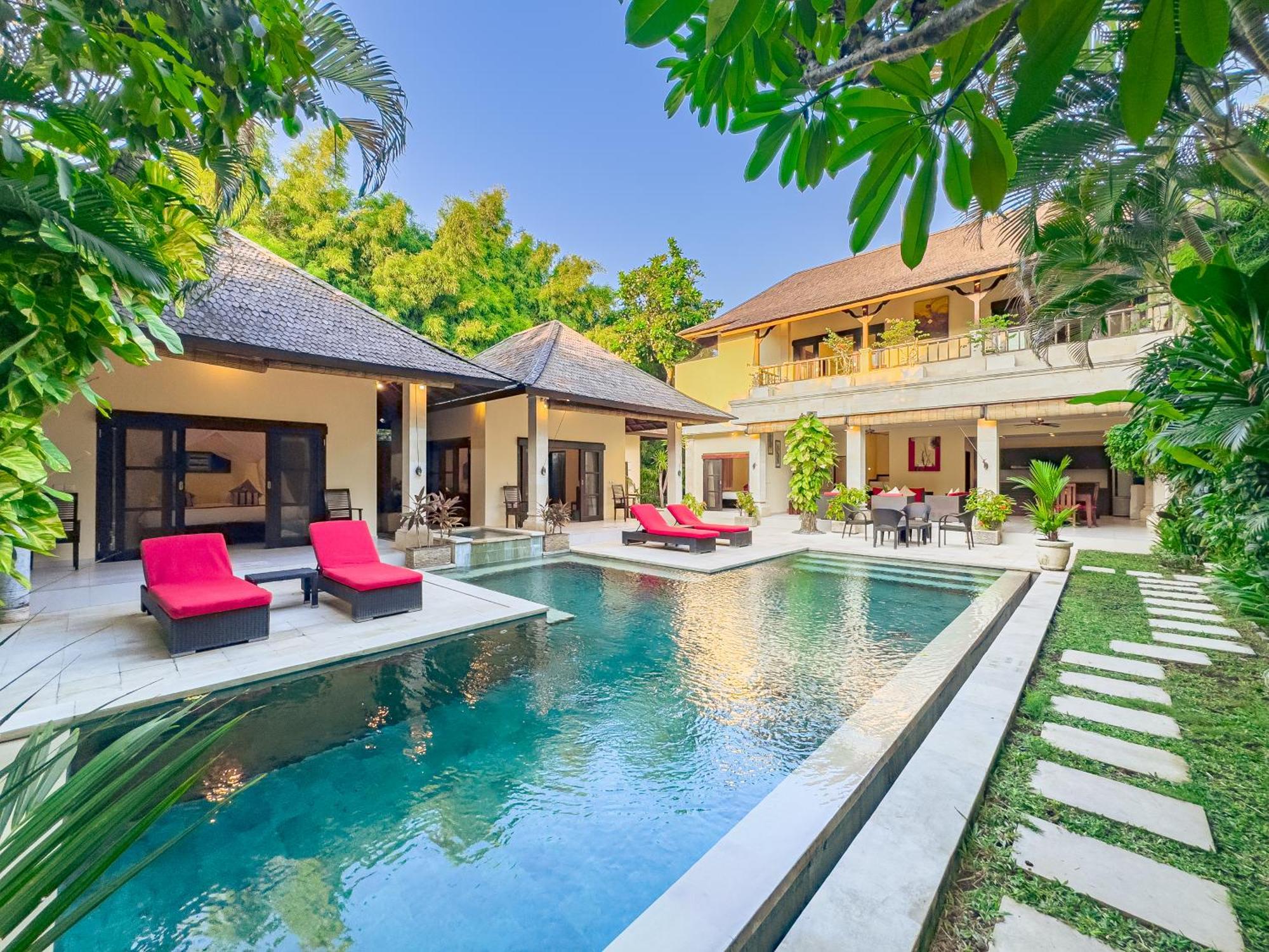 Bugis Abimanyu * Seminyak (Bali)