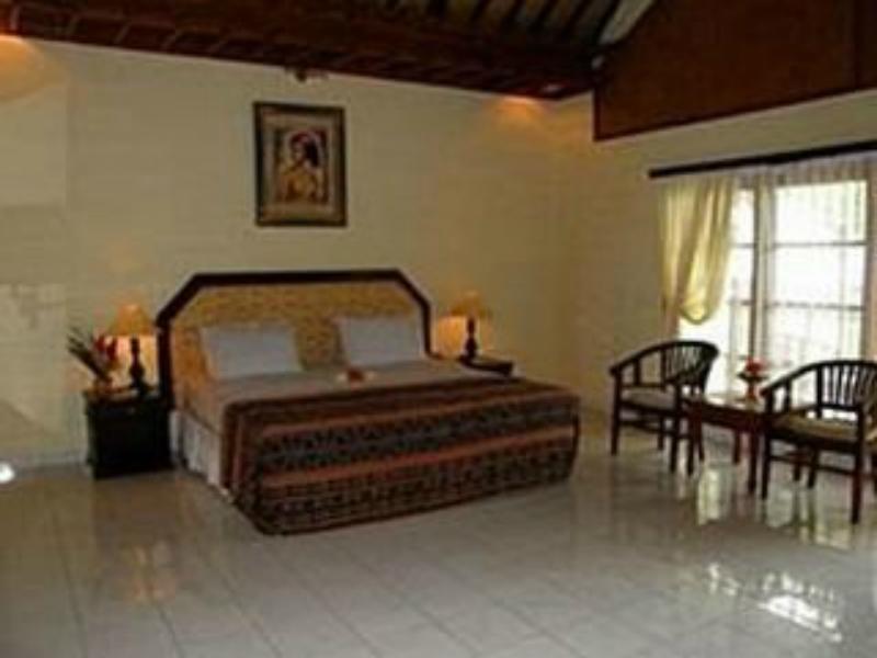 Hotel Collection O 90805 Aditya And 3*