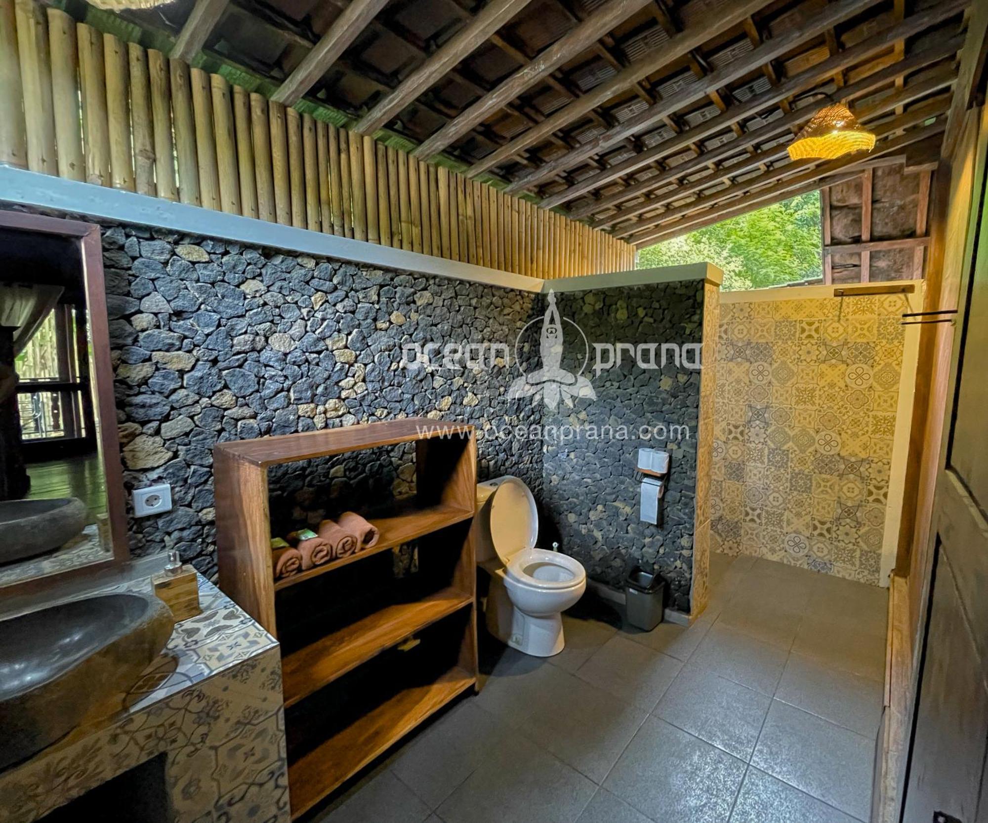Asrama Ocean Prana Village *