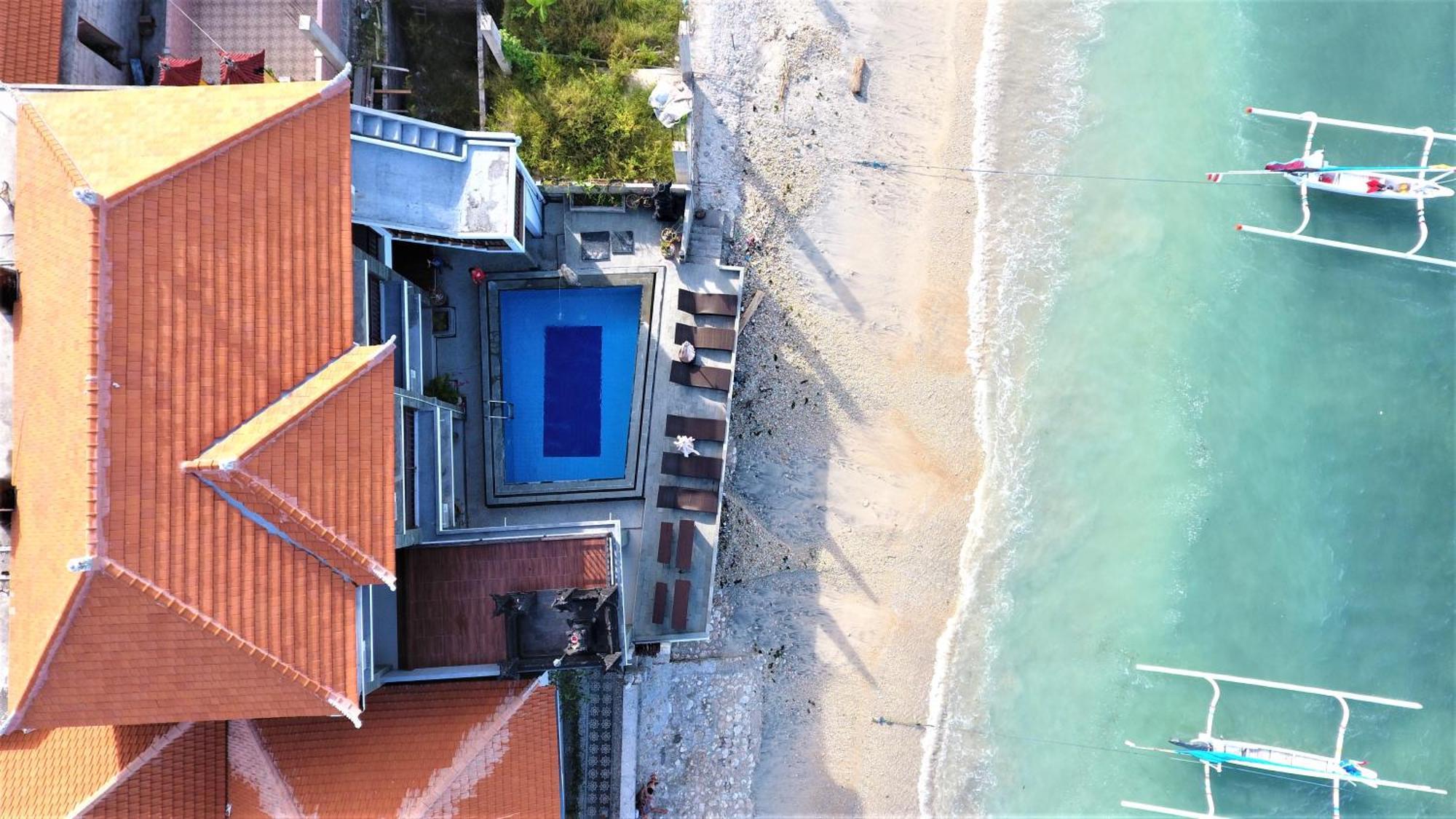 Pradana Beach Luxury Hotel Batununggul