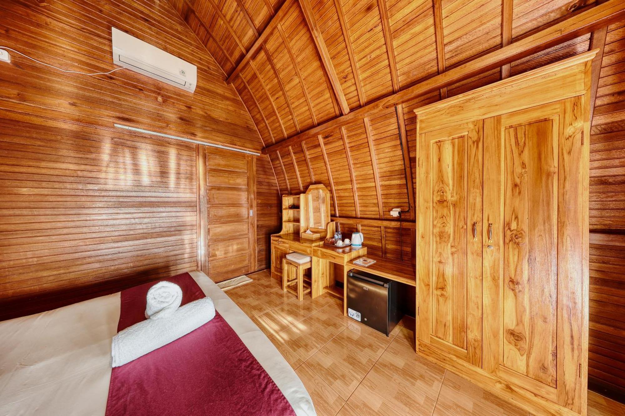 Guest house Sebuluh Sunset Hill 2*