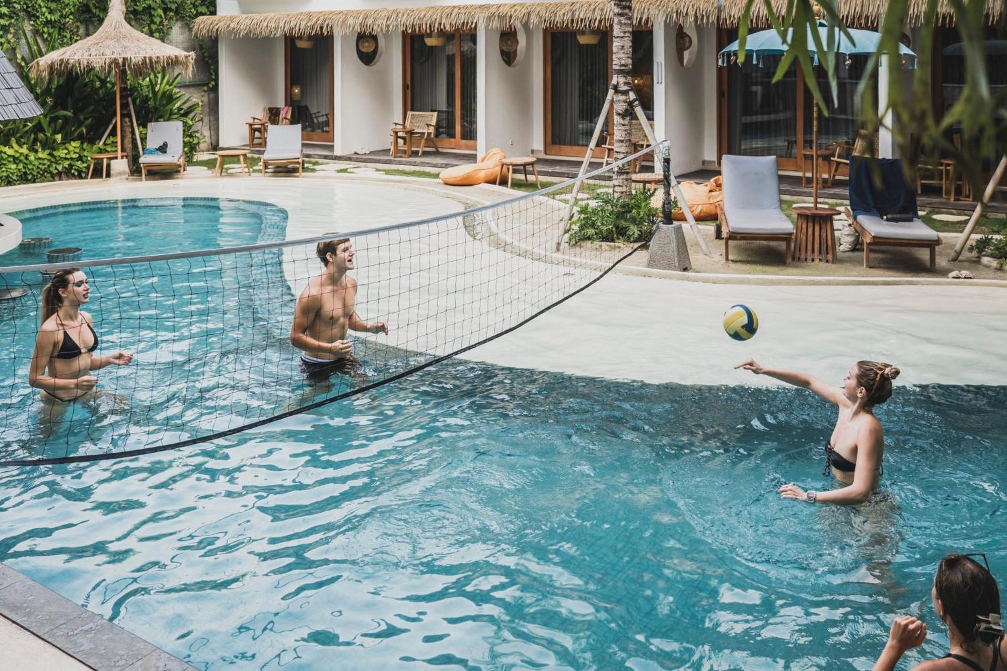 Hostel Roomates Surf Camp By Ini Vie Hospitality *