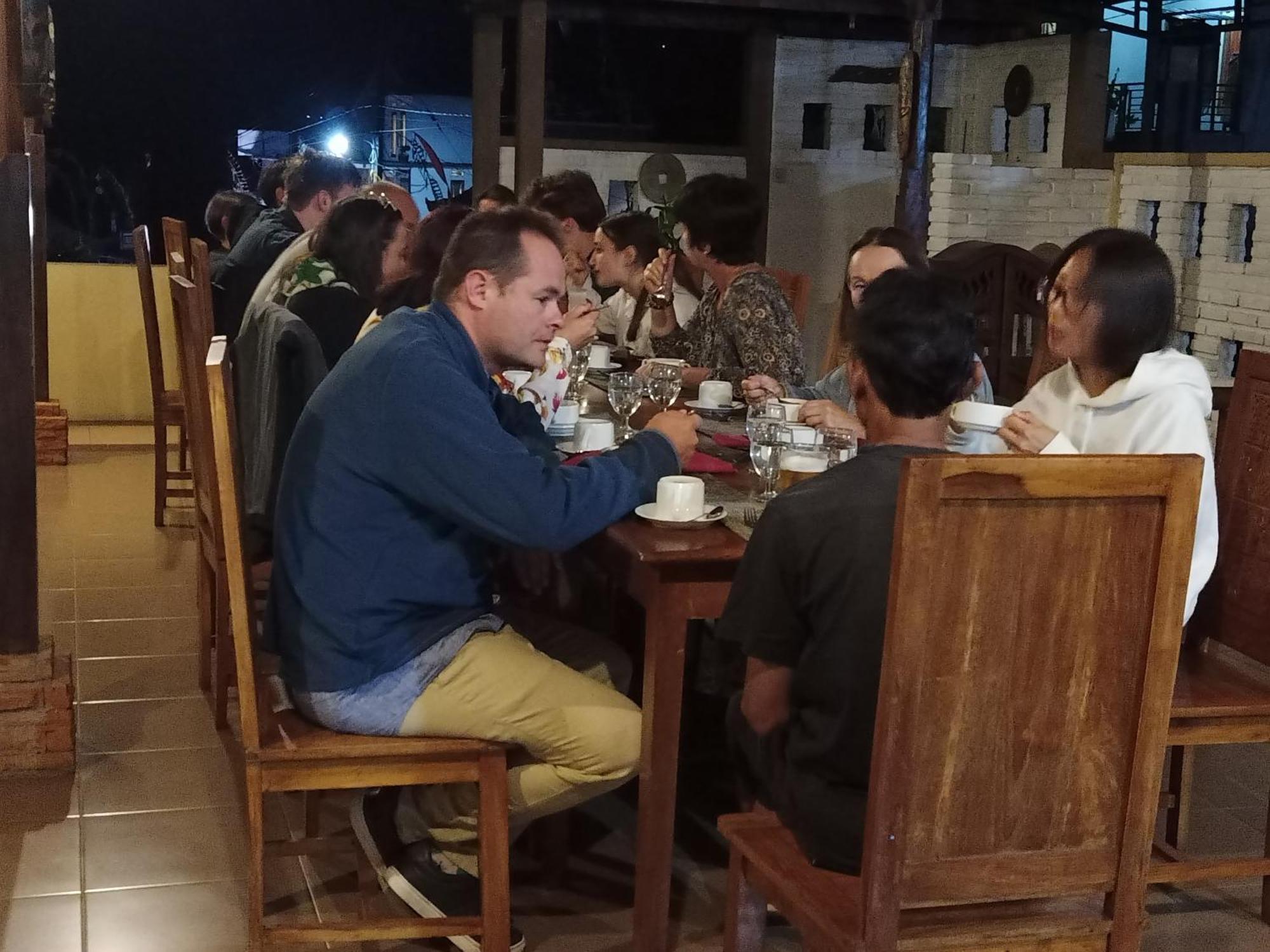Karang Sari & Restaurant Guest house 2*