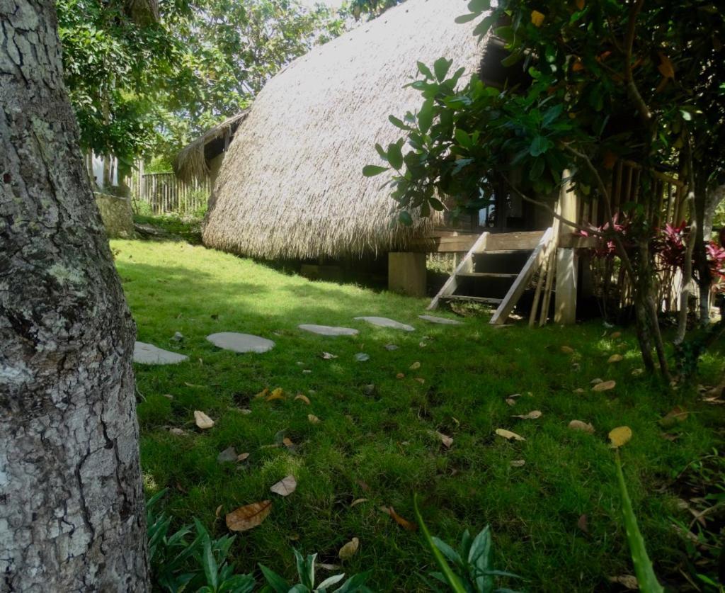 Vertical House Bali Lodge *