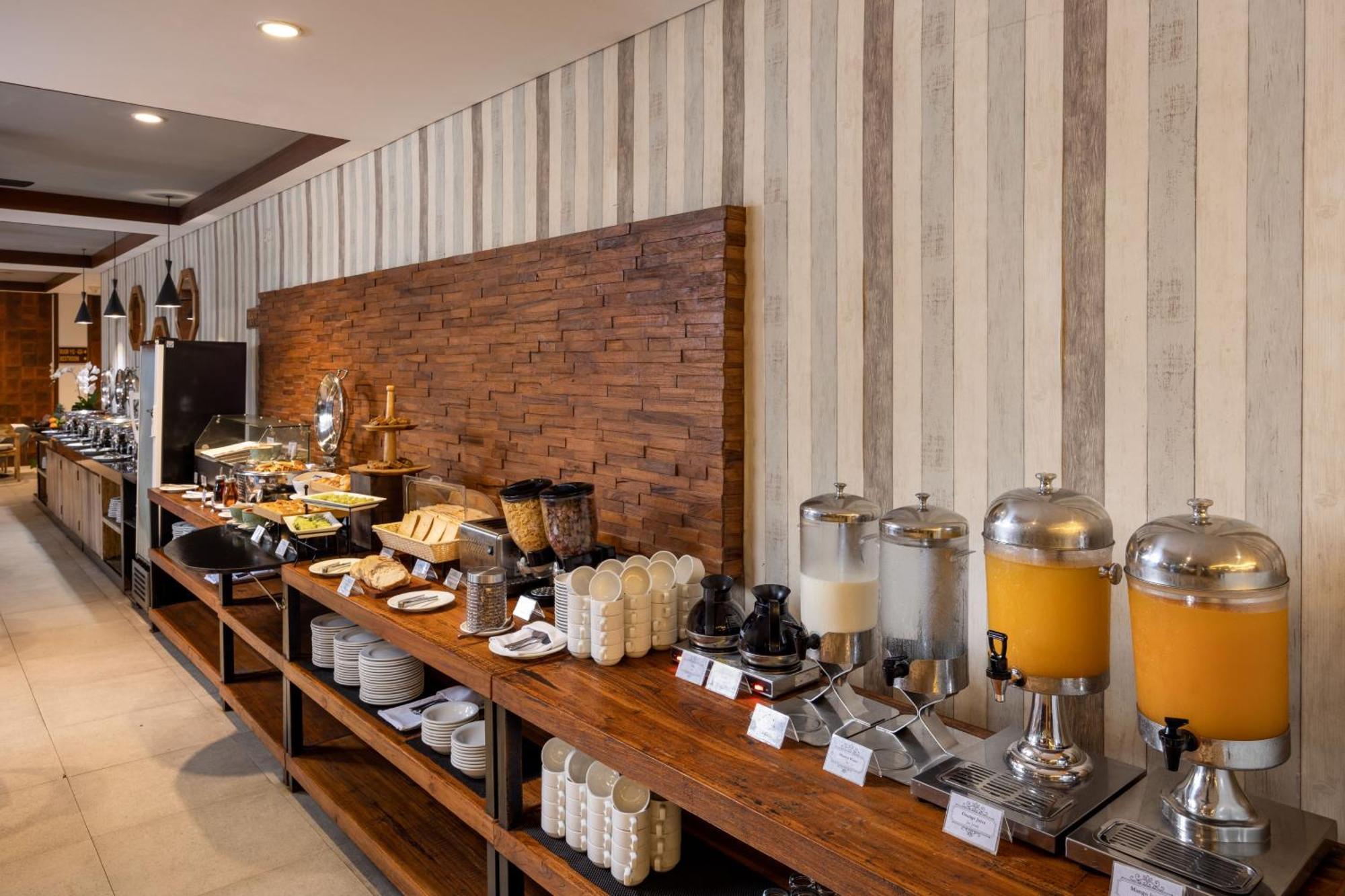 Taksu Hotel Sanur (Bali)