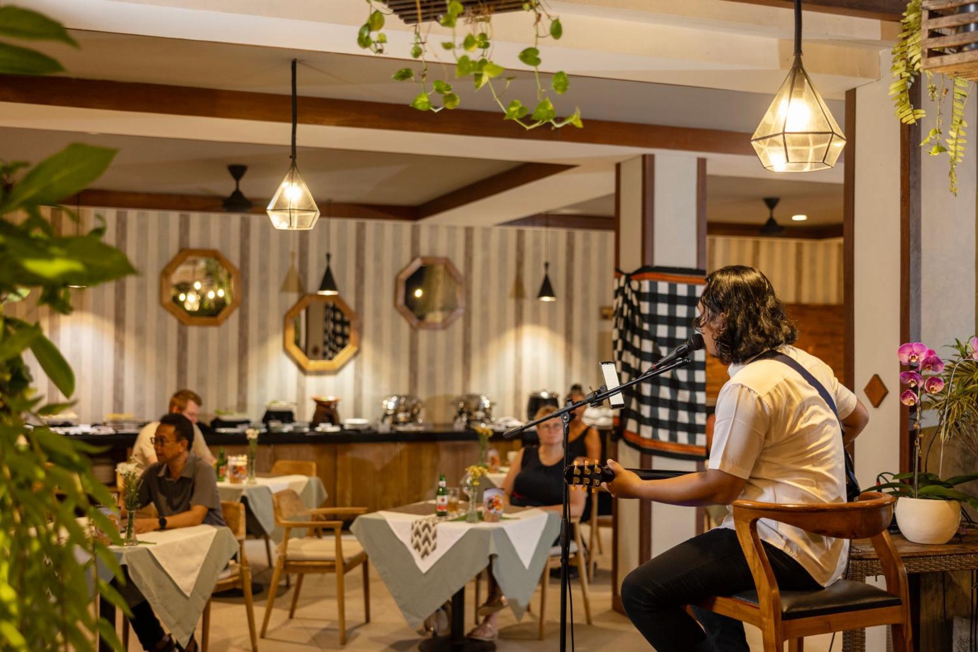 Taksu Hotel Sanur (Bali)