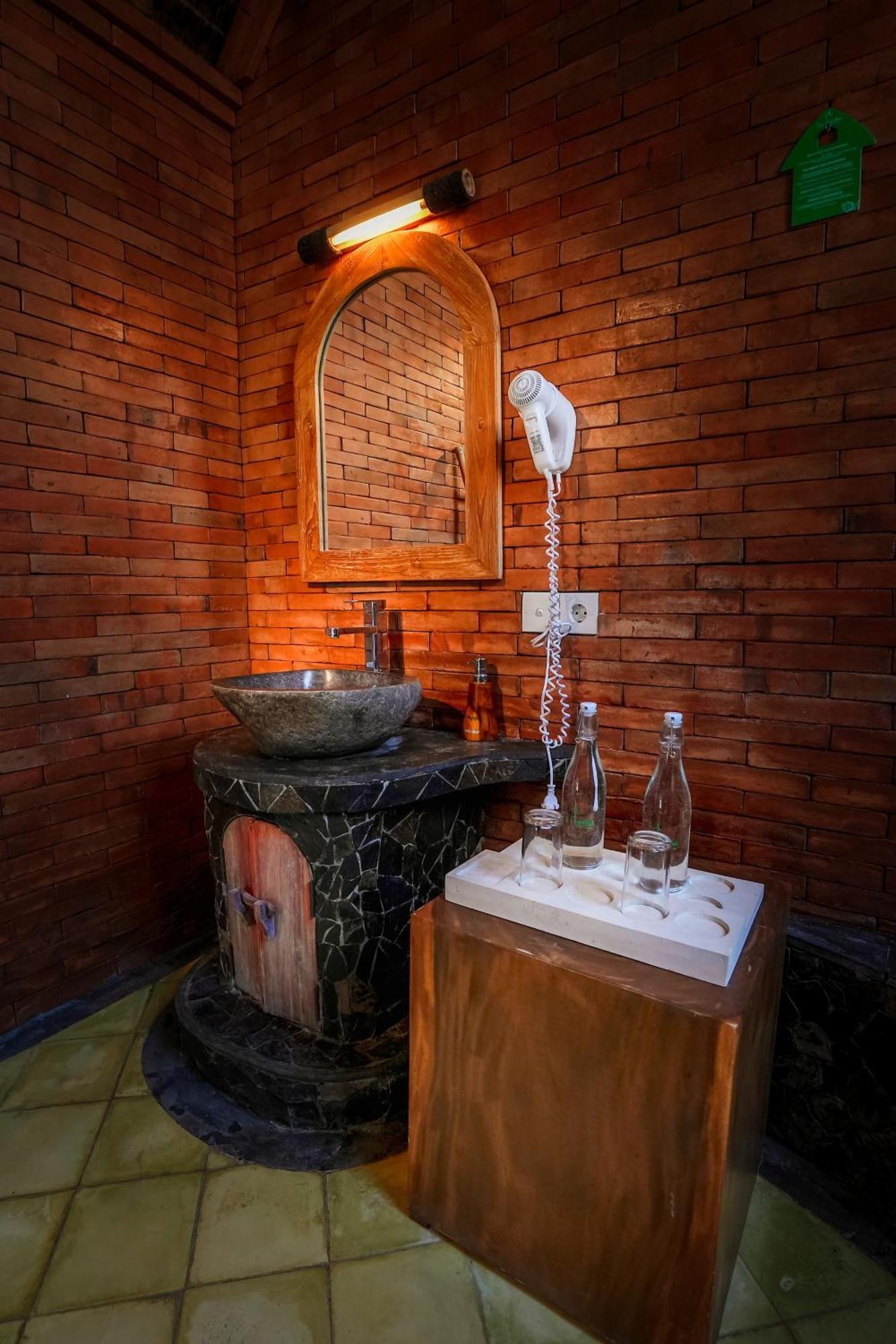 De Klumpu Bali Eco Tradi Resor 4*