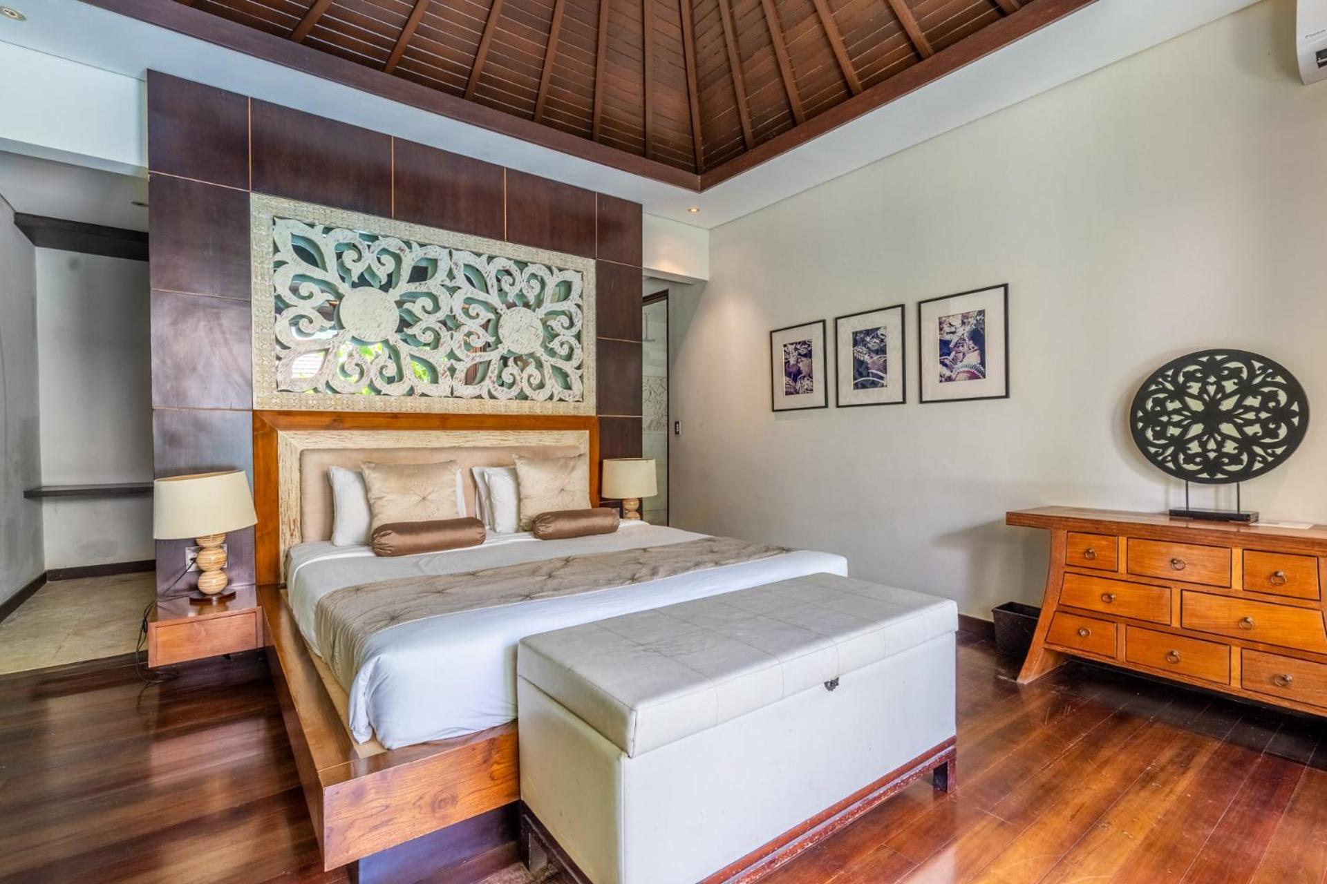 Villa Kejora Beachfront *