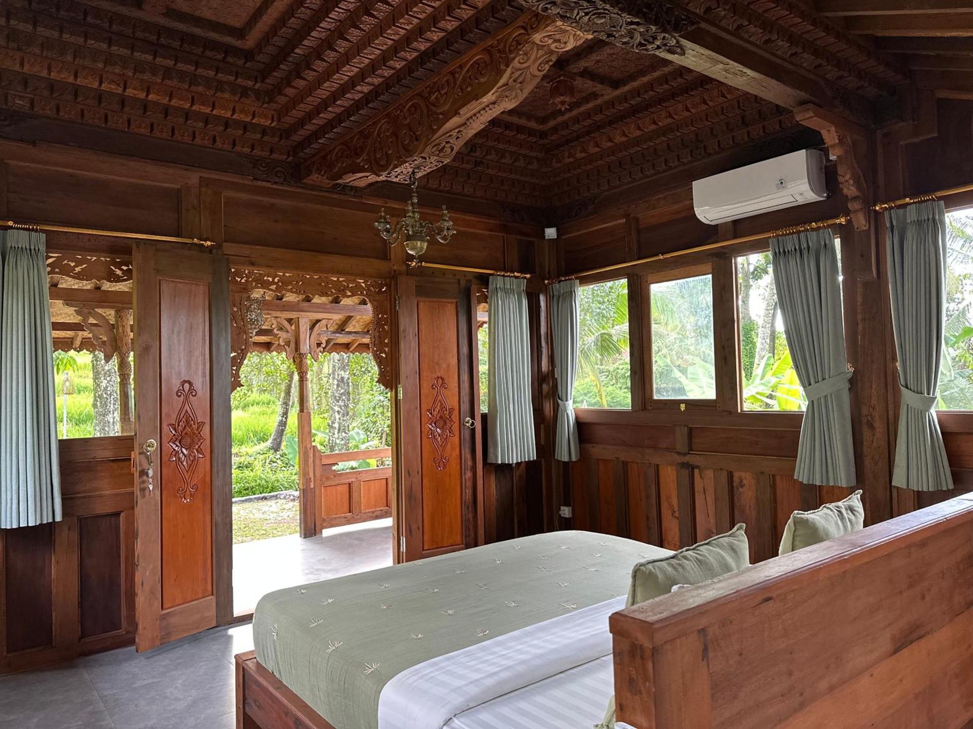 Homestay Damuh Pertivi, River And Rice Fields View