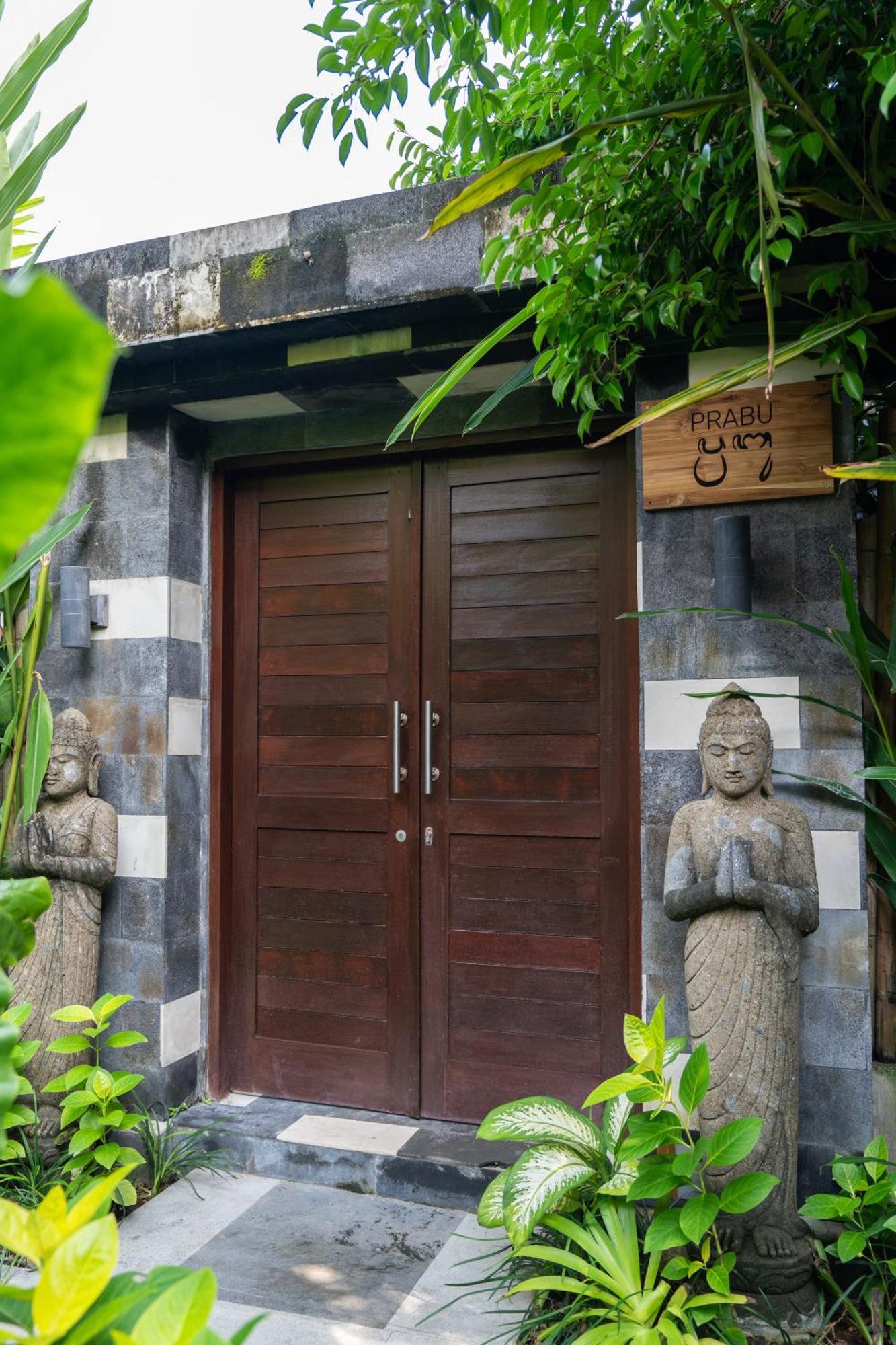 Resort The Gardens 4*