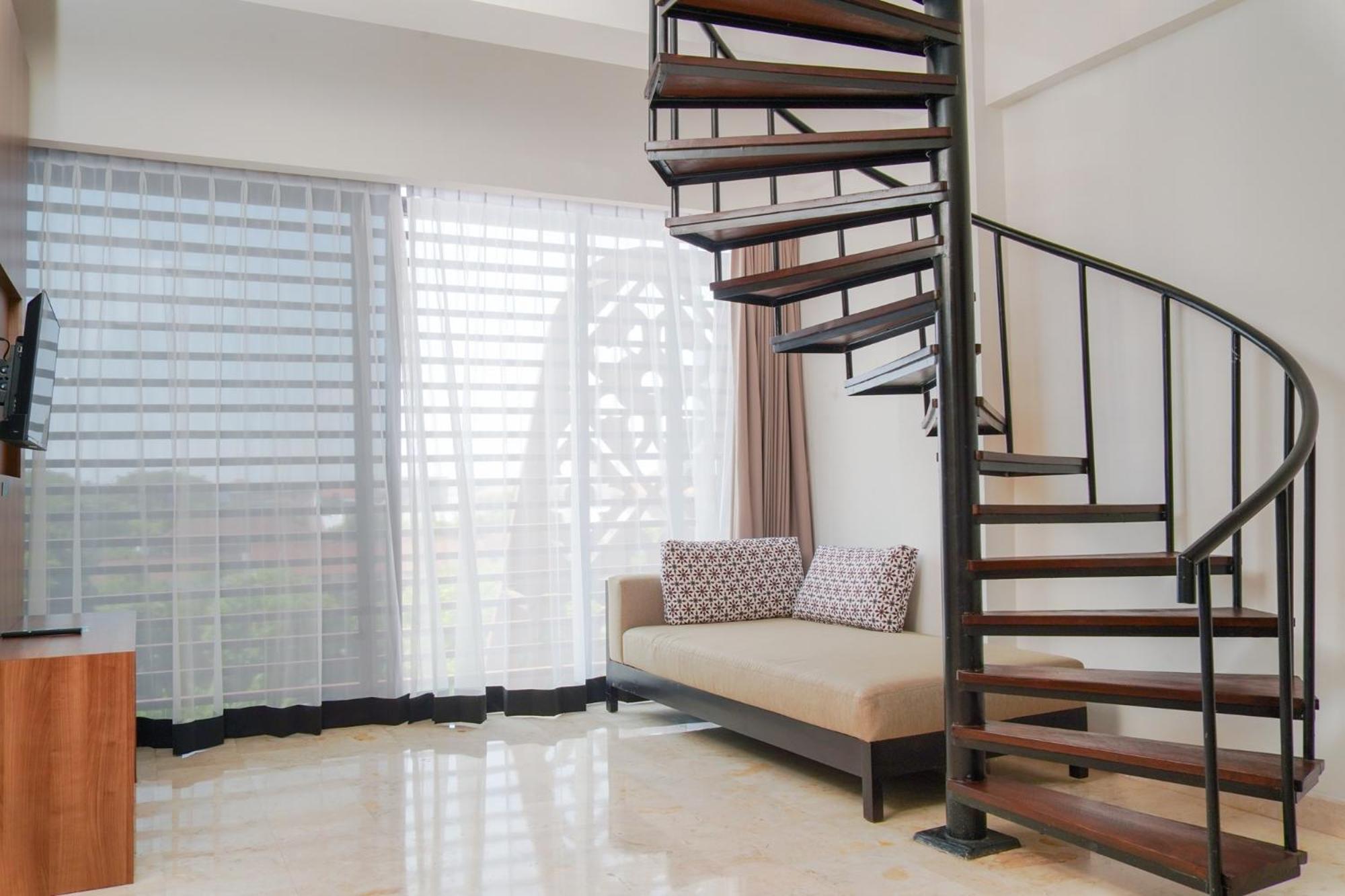Cross Vibe Paasha Atelier Bali Kuta 4* Kuta (Bali)