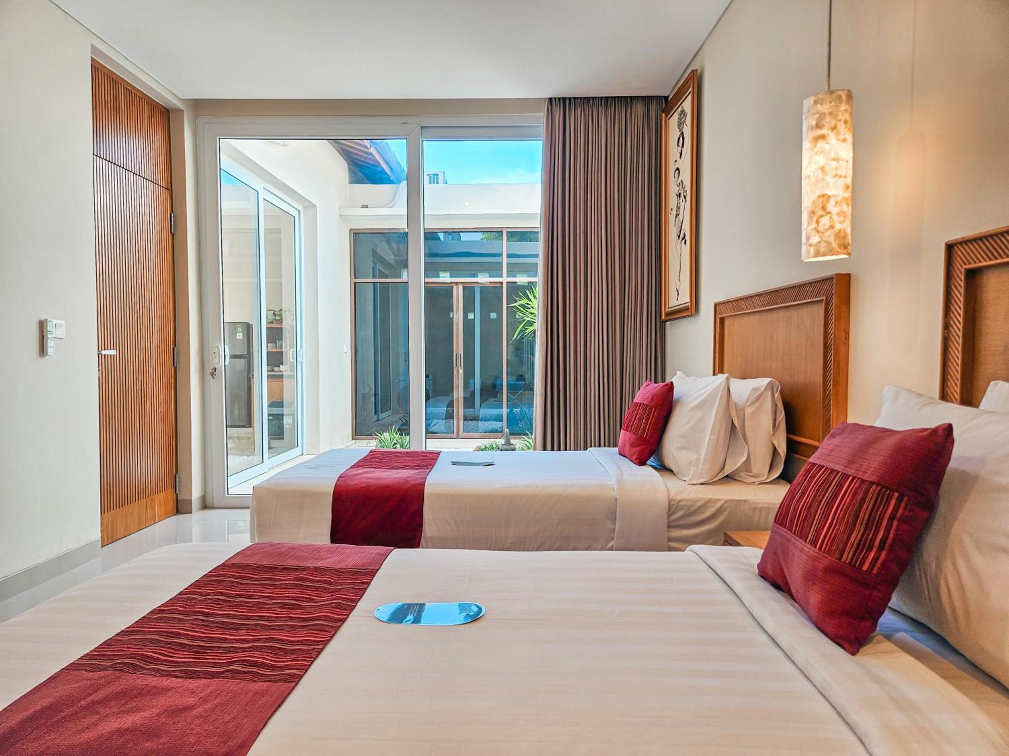 Svarna Seminyak (Bali)