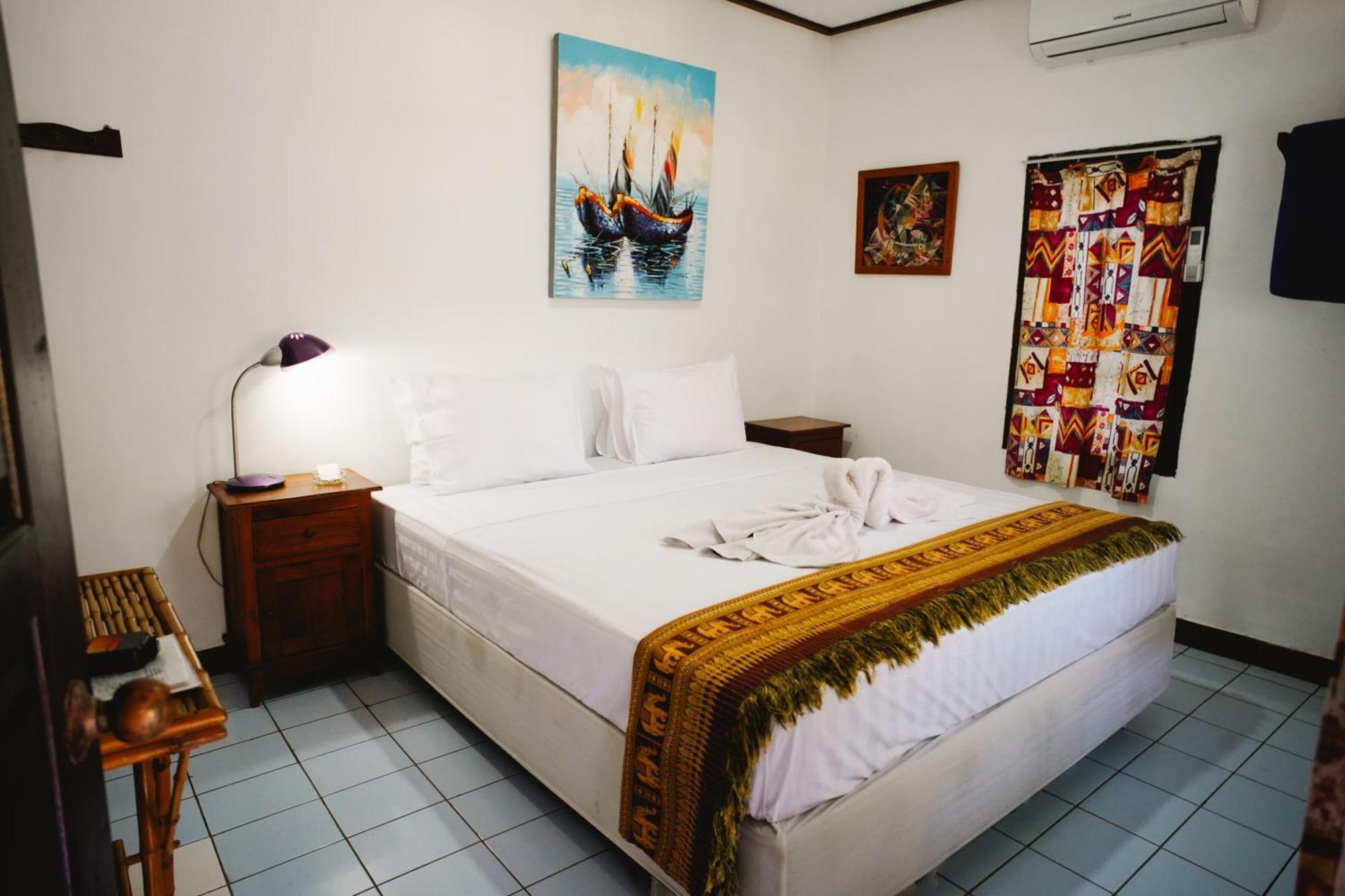Temple Cafe & 2* Candi Dasa (Bali)