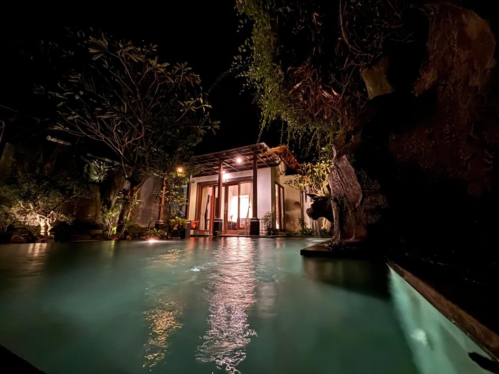 Bumbung Sari Ubud (Bali)