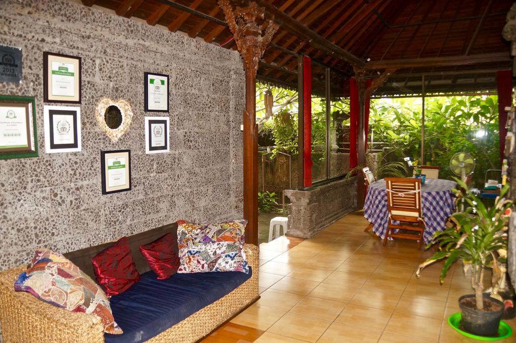 Aahh Bali Bed & Breakfast 3*