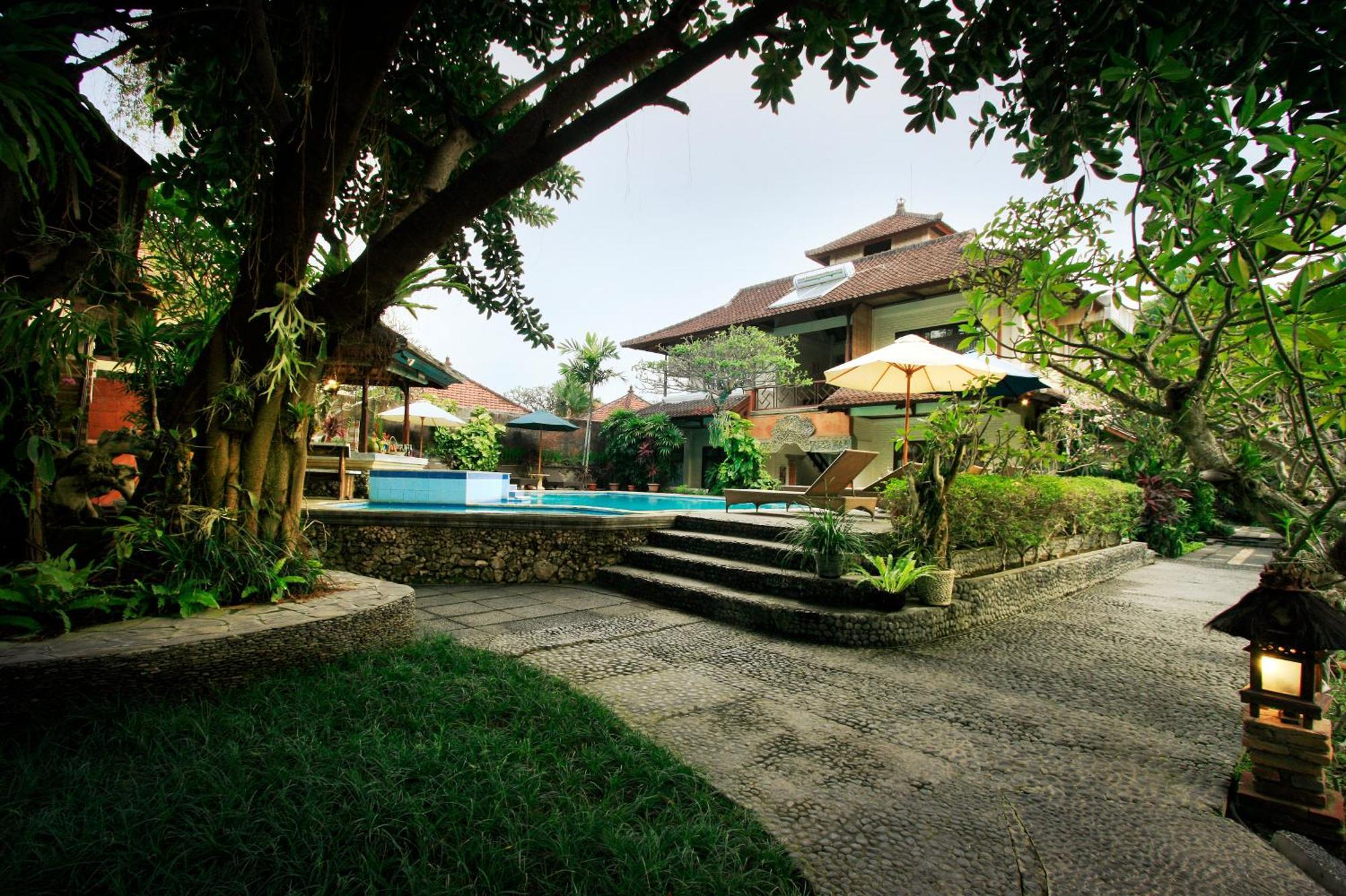 The Taman Ayu Hotel Seminyak (Bali)