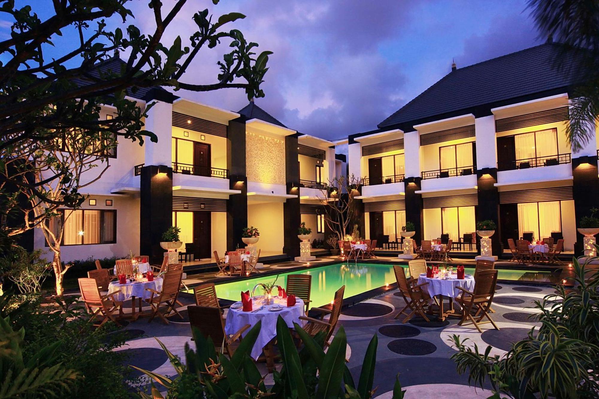 Hotel The Radiant &