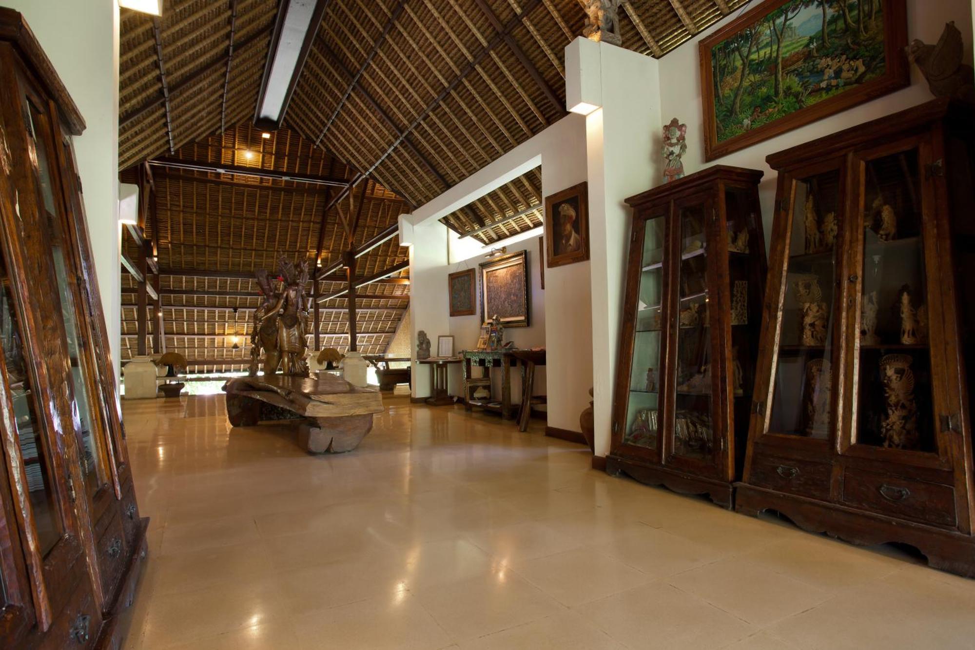 Resort Barong By Puri Signatures