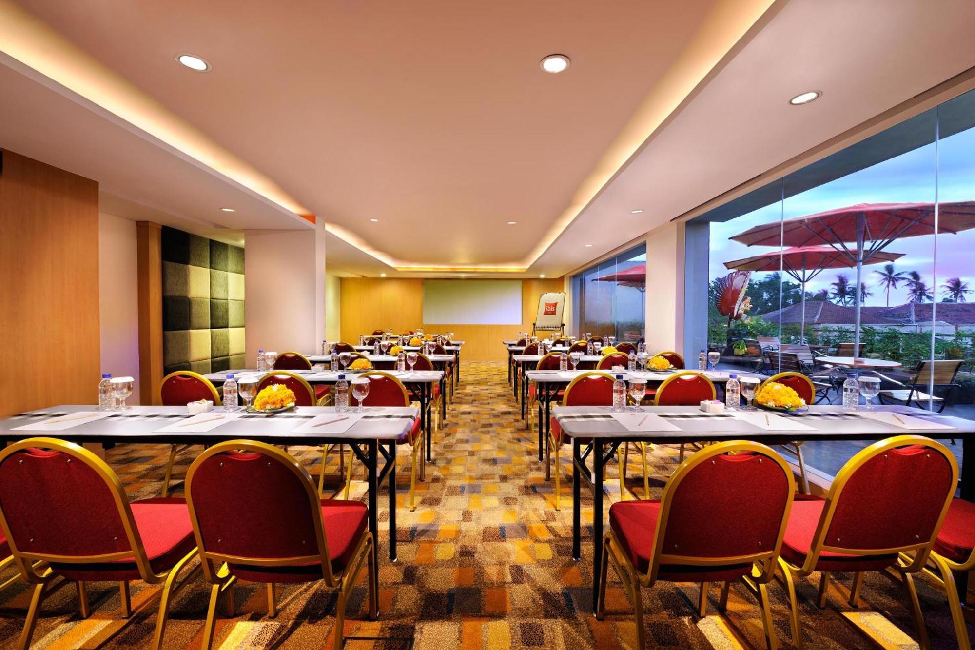 Hotel Ibis Bali Kuta 3*